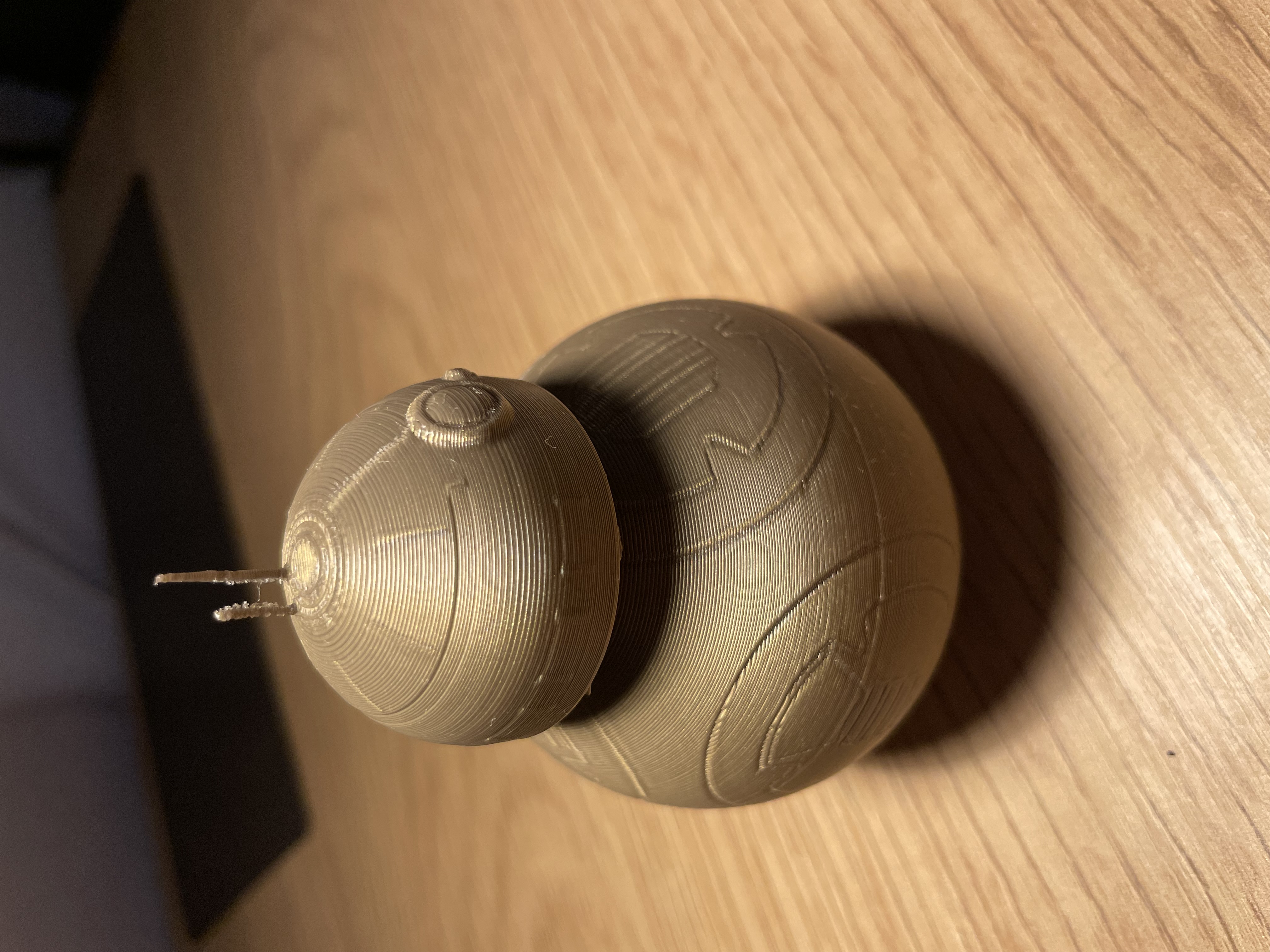 BB-8 - monochromatický tisk