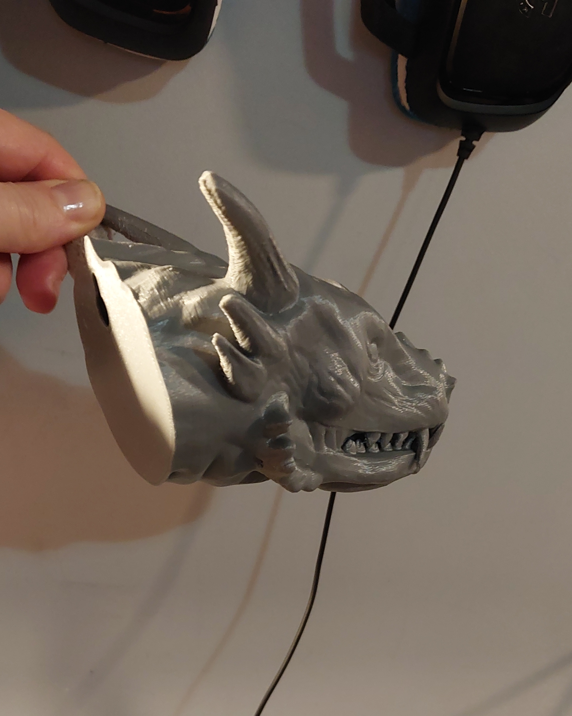 Headphone stand Dragon Head - Remix by Severine | Download free STL ...