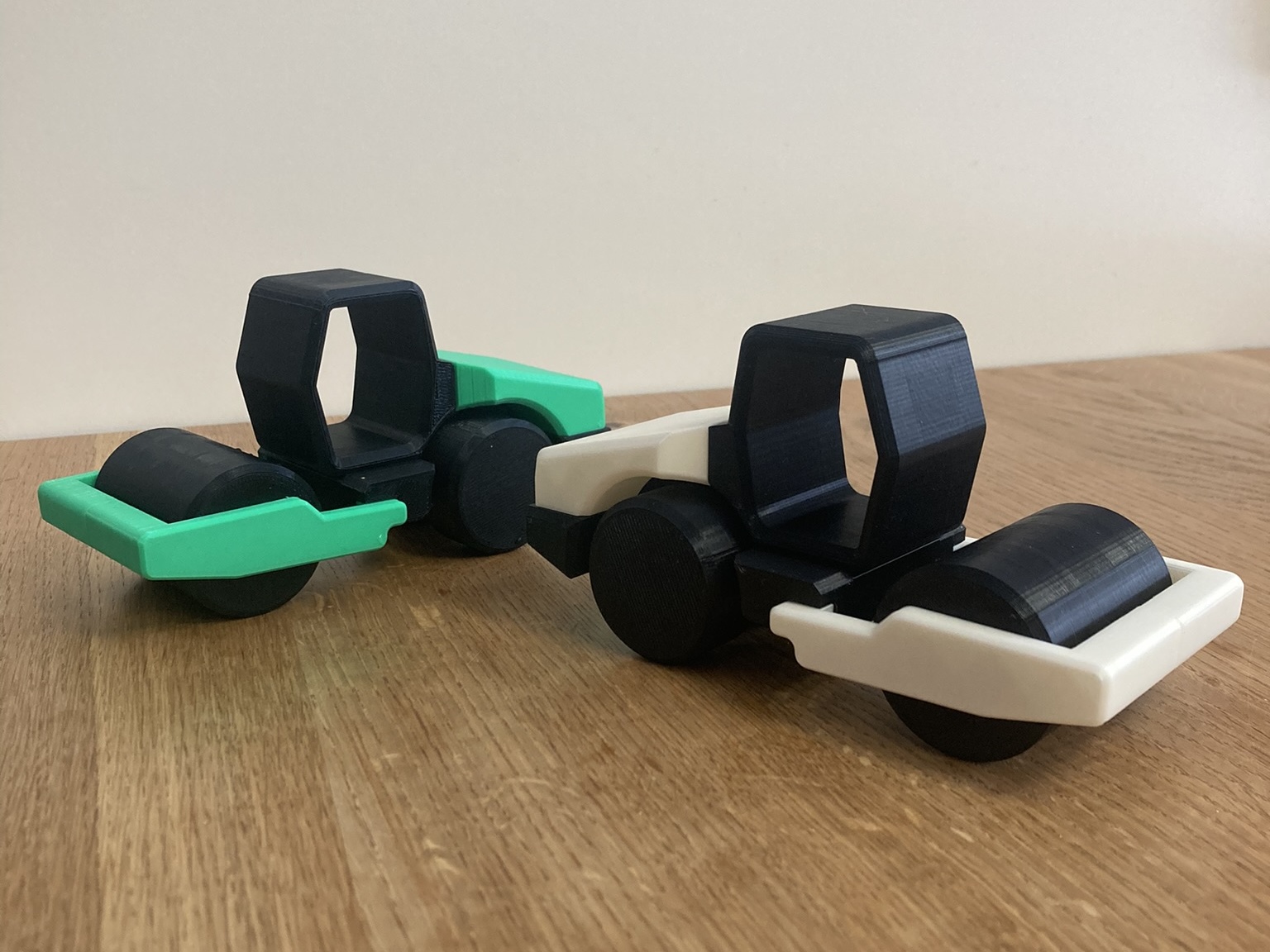 Construction toy ROADROLLER