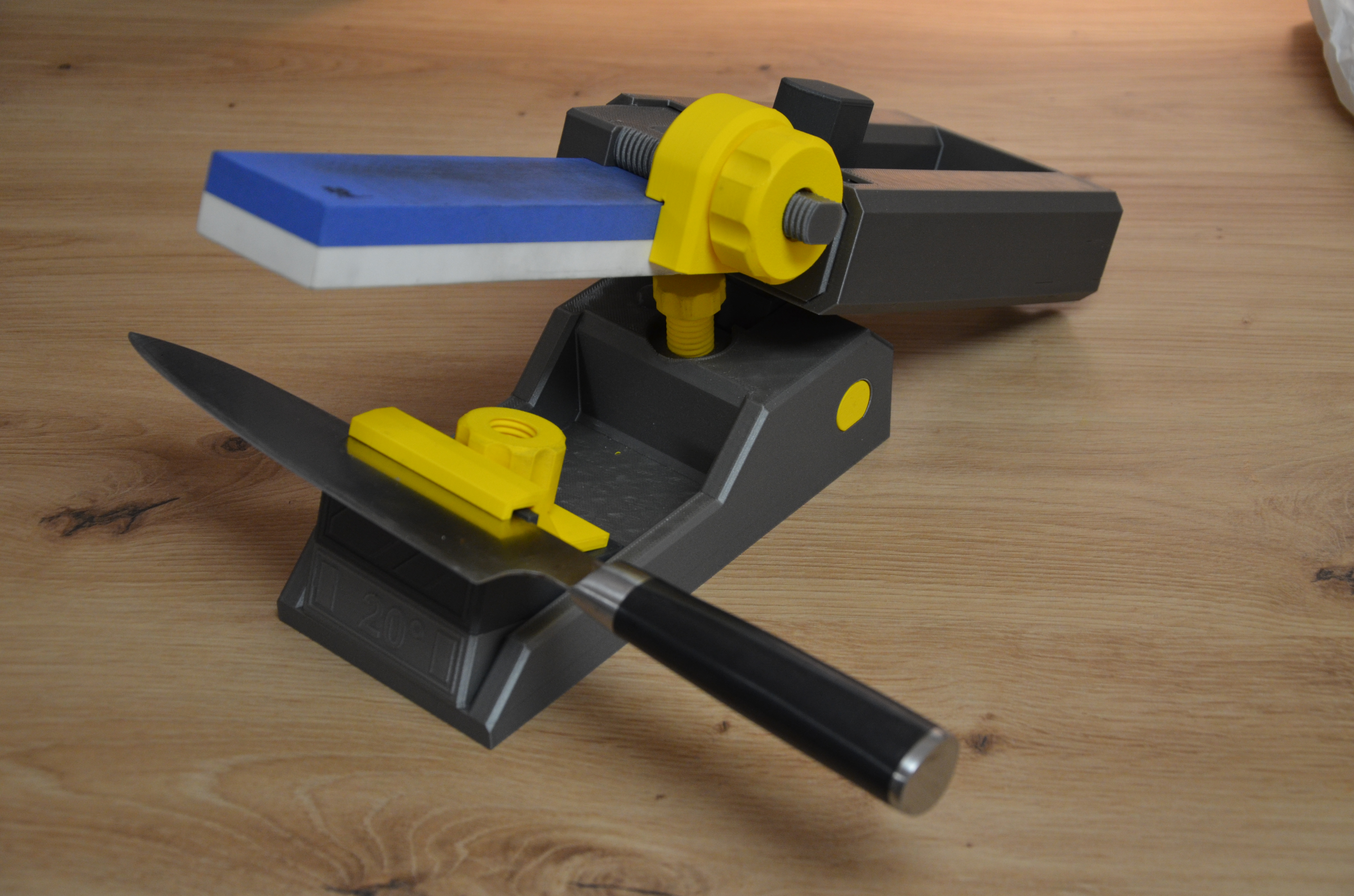 Miniatura 2 do modelo 3D Knife Sharpener