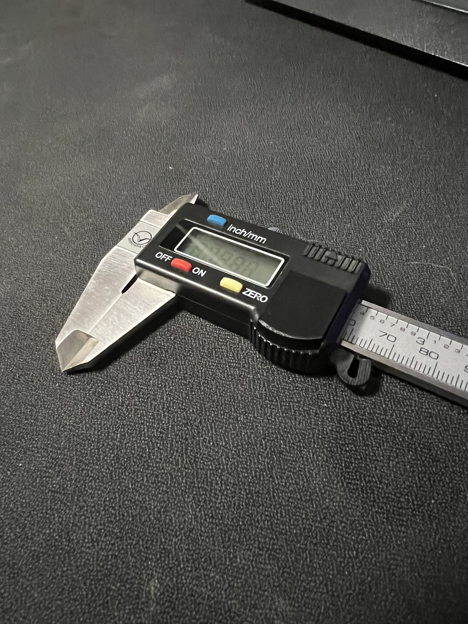 Digital Caliper Battery Cover by Jenstheclown Download free STL model