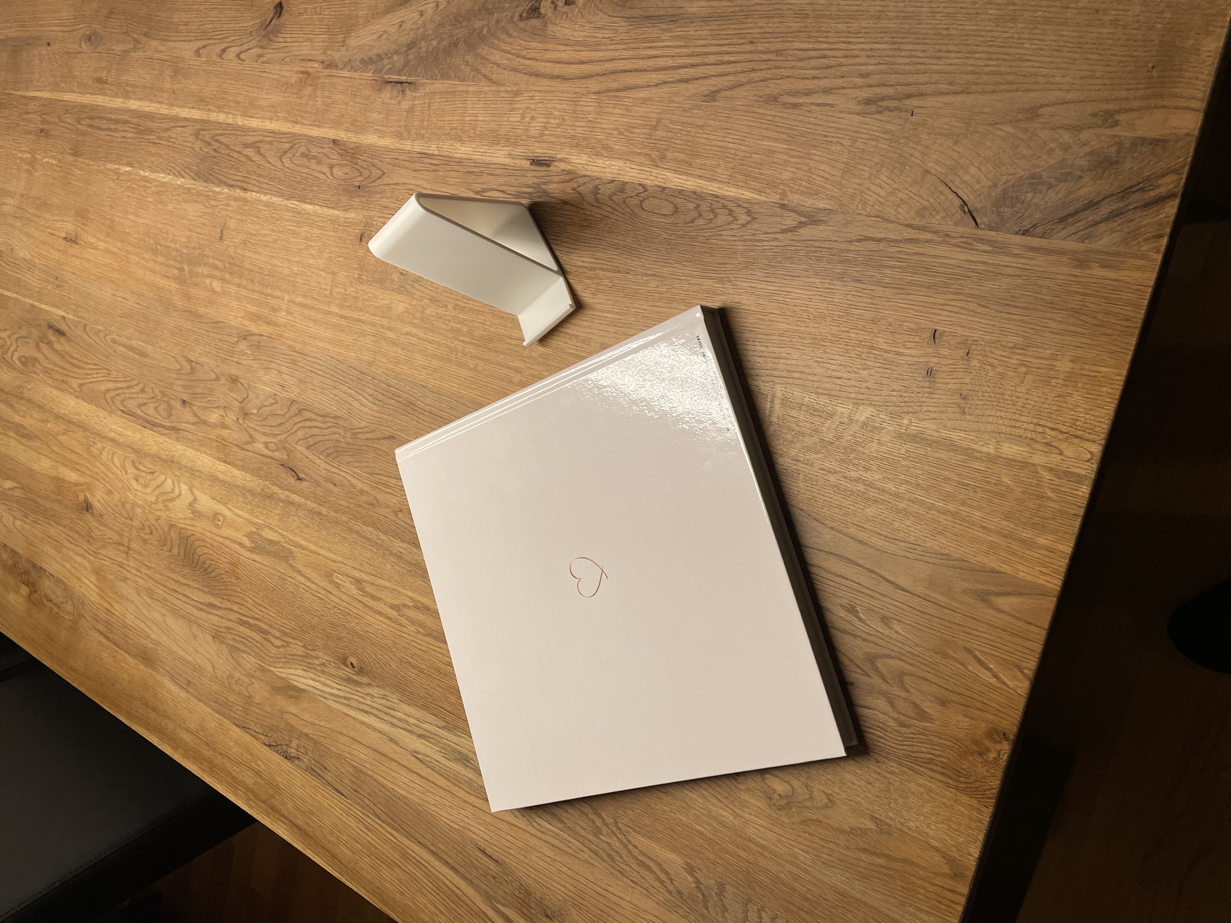 Simple bookstand — miniatura 4