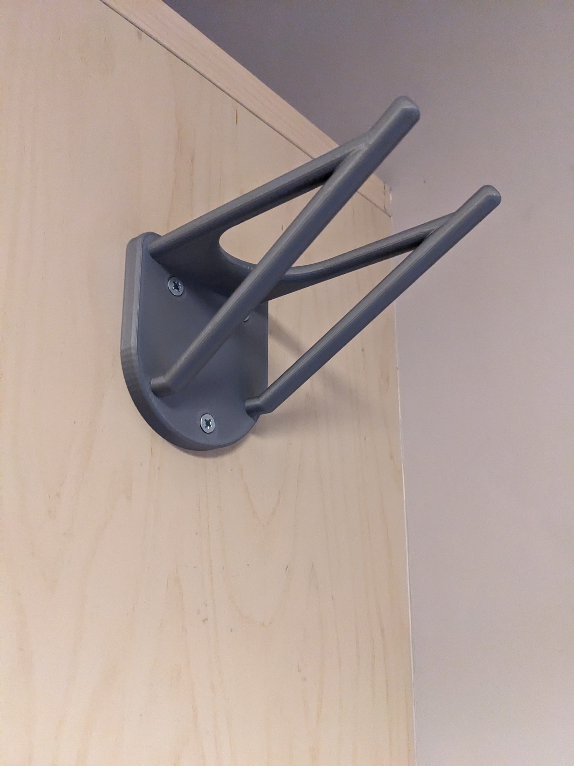 Acoustic guitar holder