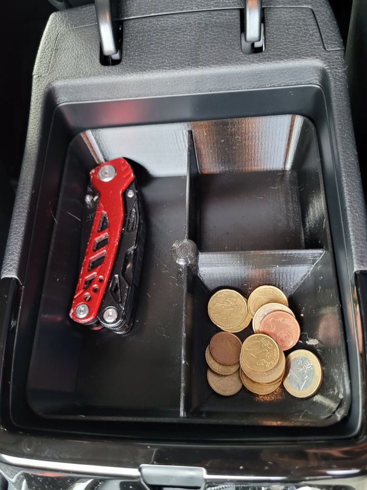 Kia Ceed (CD) Orta Saklama Tepsisi (Konsol) (Sadece Plastik Aparattır!!!)