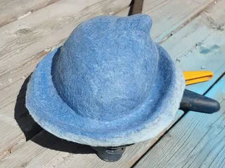 How to form hot sale a felt hat