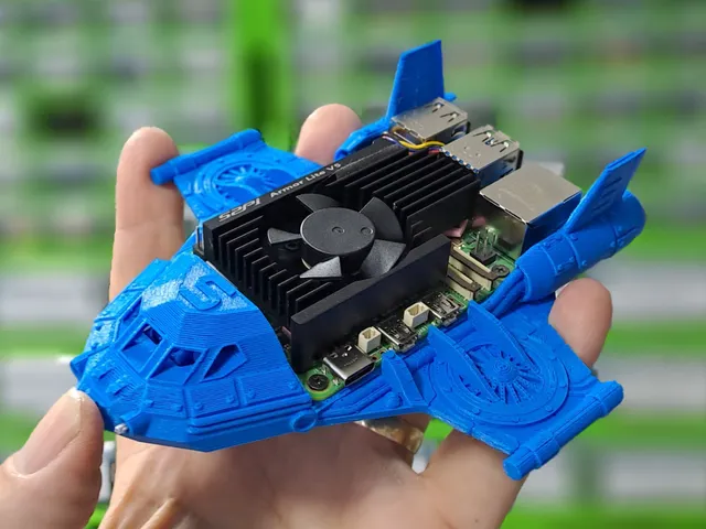 Raspberry Pi 5 Spaceship Case
