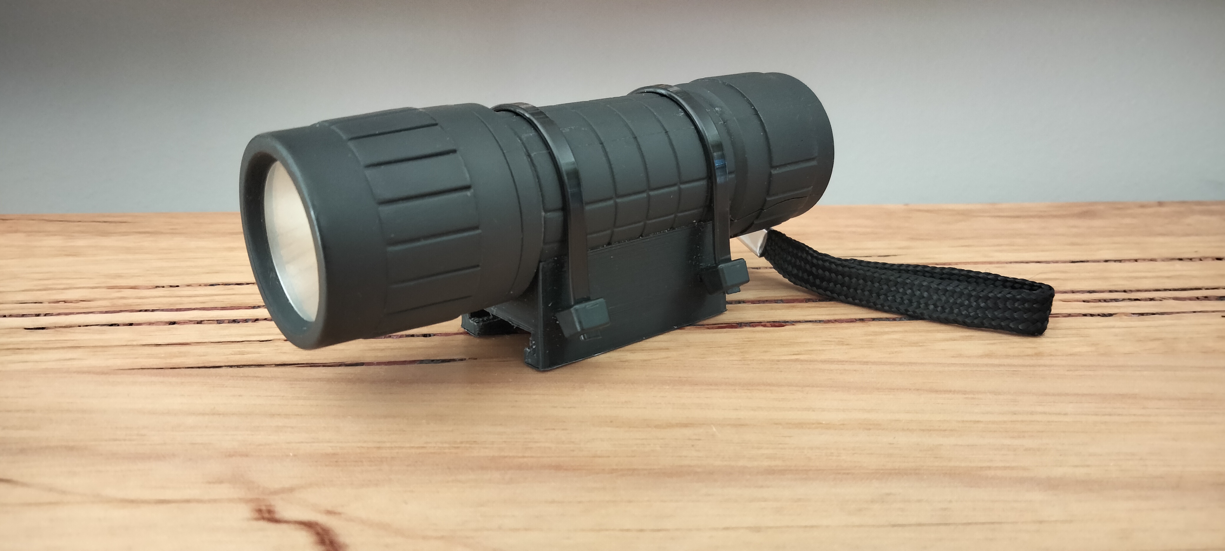 Tactical Nerf Light — miniatura 3