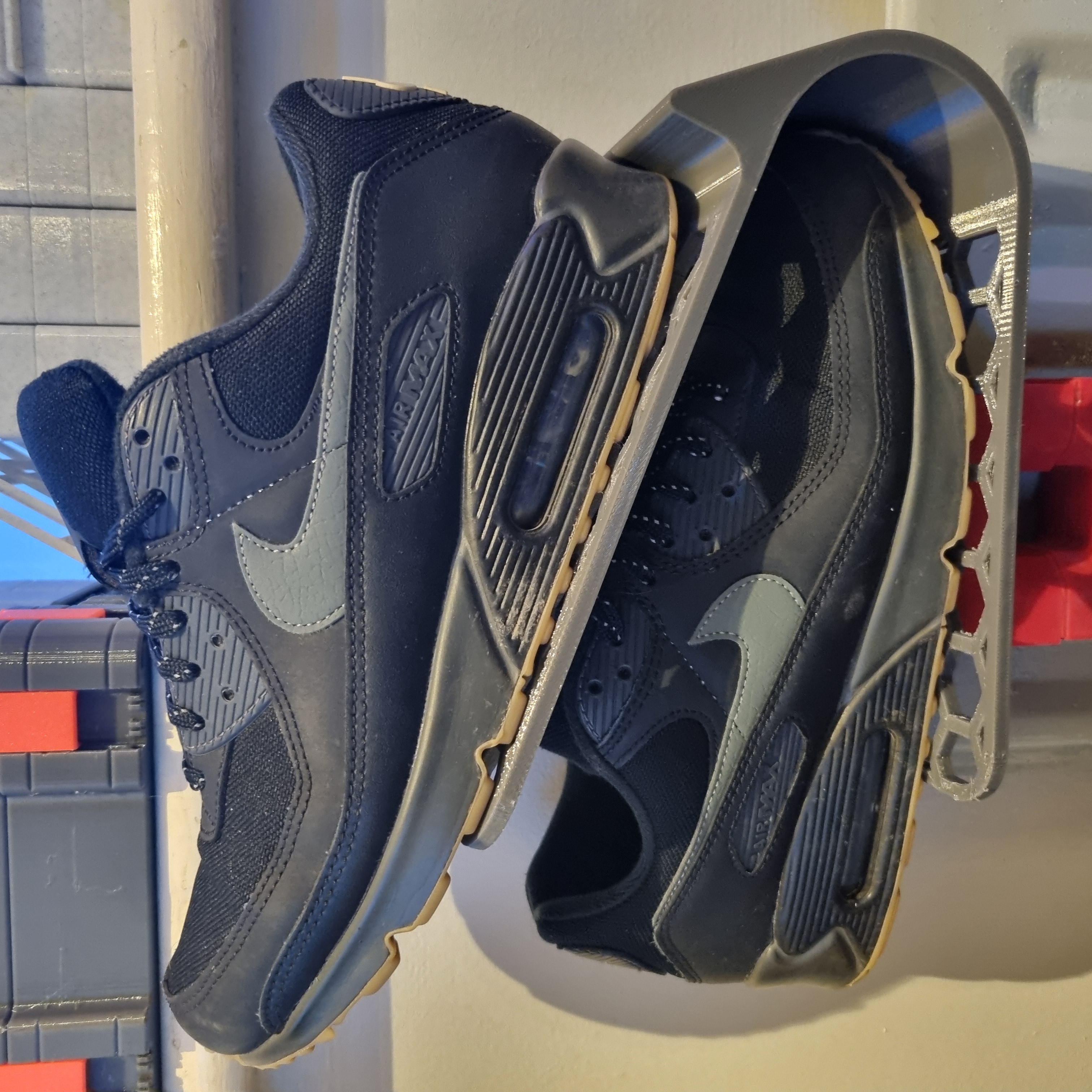 Shoe organizer with Hexagons