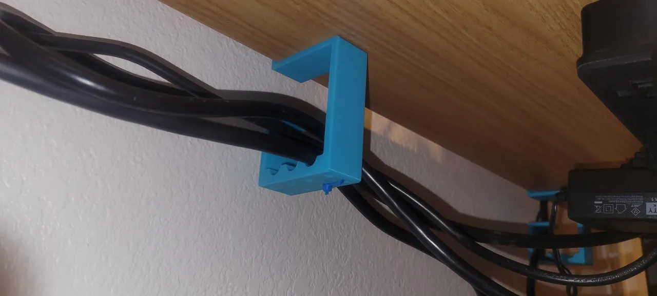 Under Desk Cable Management with Cable Lock by steriku