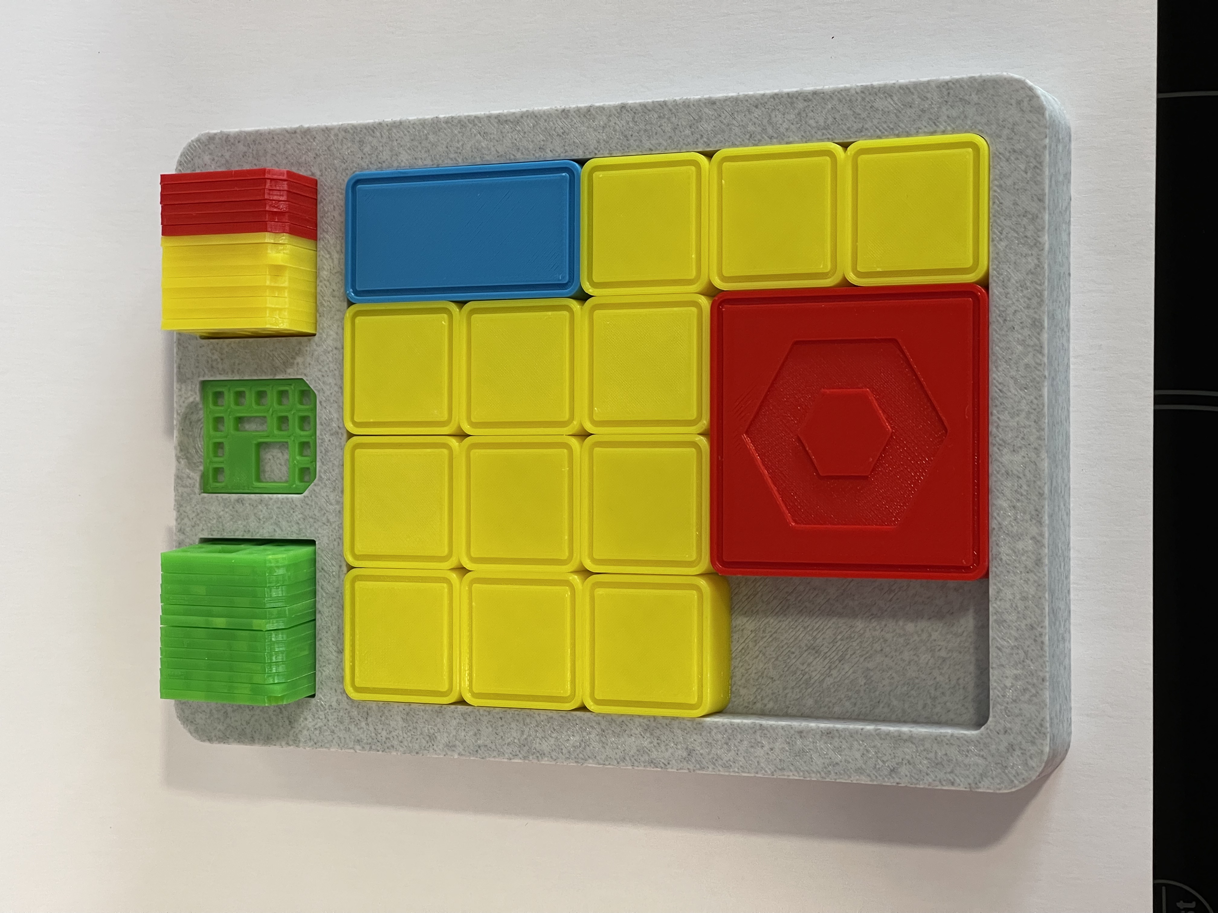 SlideSolver Magnet Sliding Puzzle Game – With 30 Different Challenges!