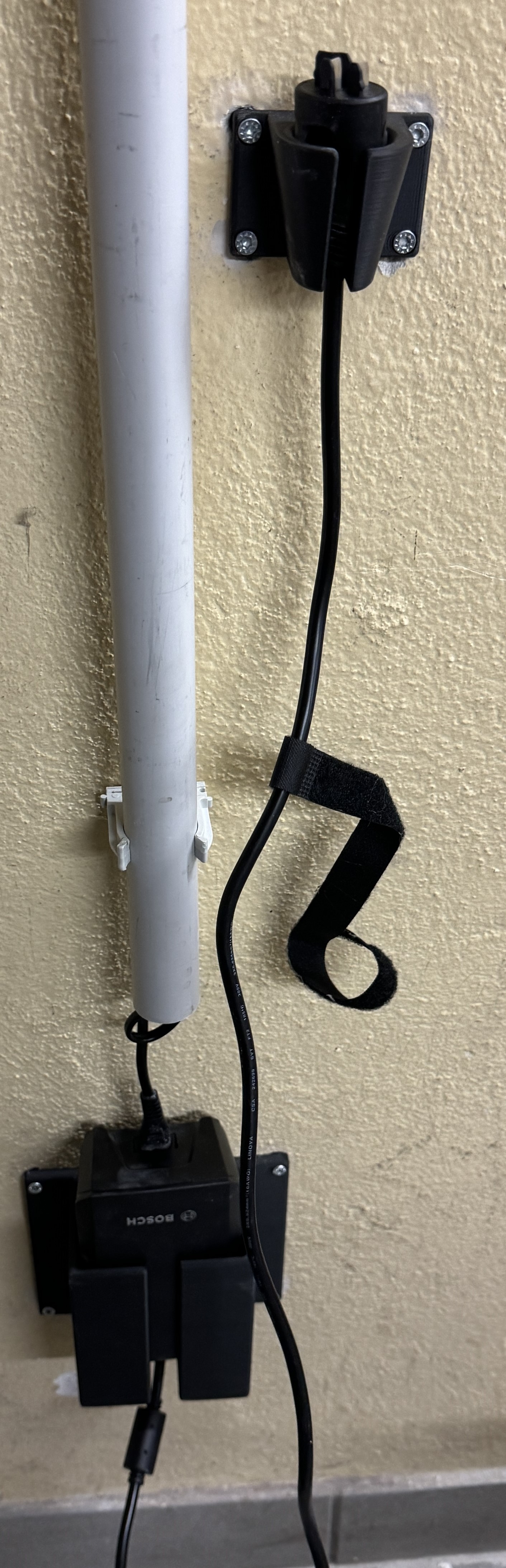 Bosch E-Bike Ladegerät Wandhalterung