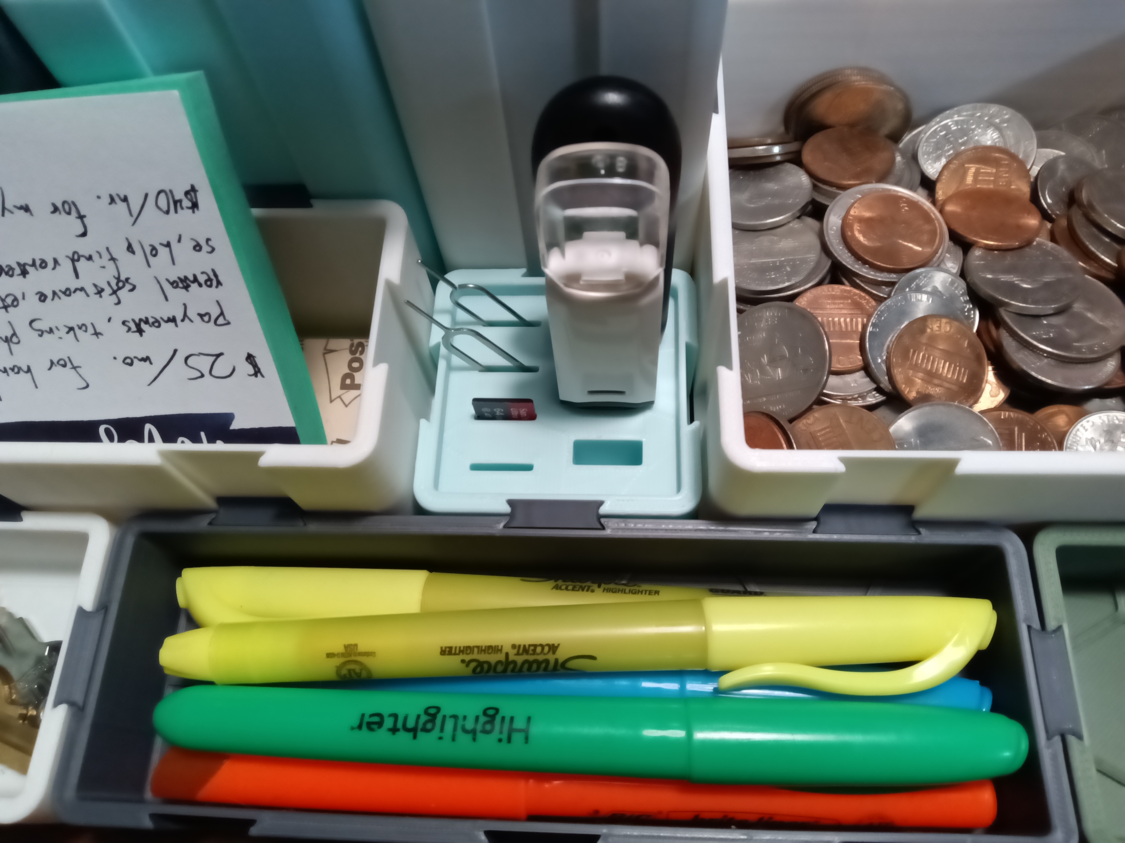 USB and micro SD holder for Catch-all trays