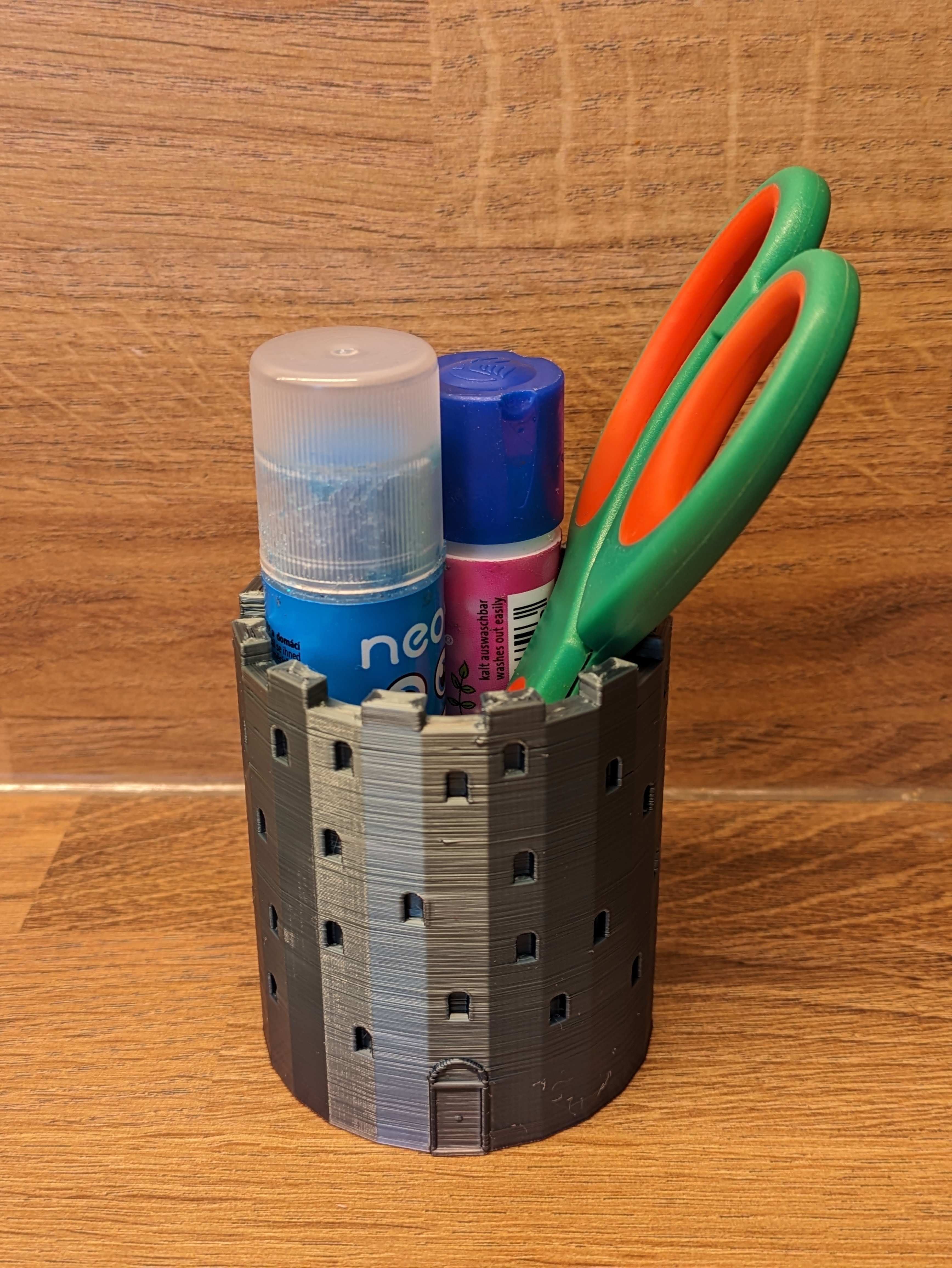 Castle pencilholder