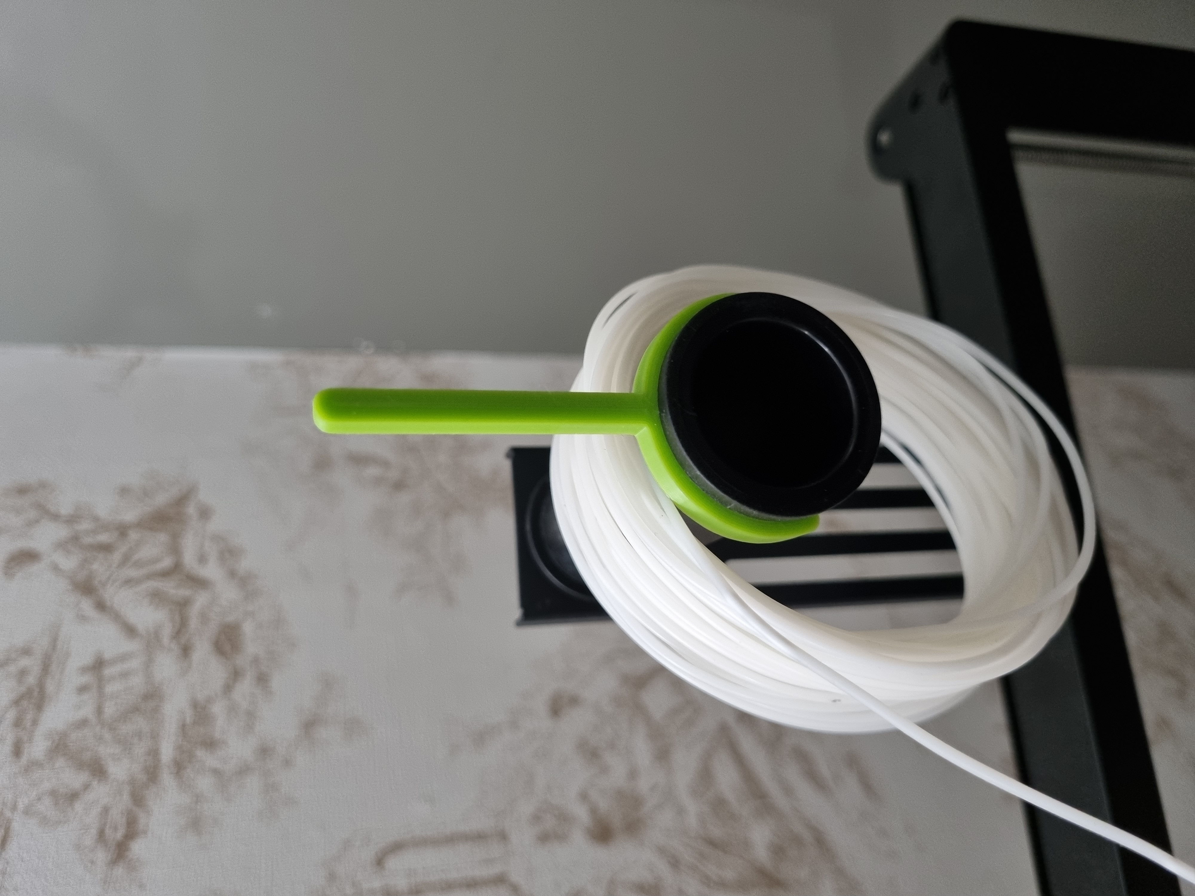 Filament stopper for the Ender 3 v3 SE spool holder