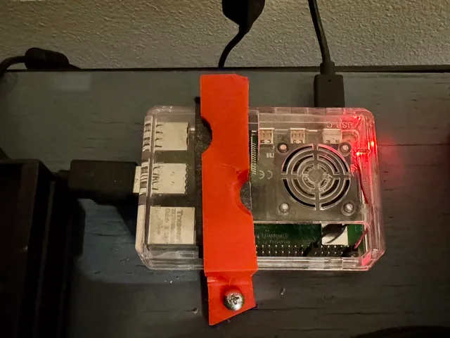 Rasberry 4 with Case Clamp Down