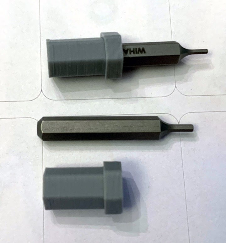 UFS-108 1/4" Hex Adapter to 4mm Hex Bit