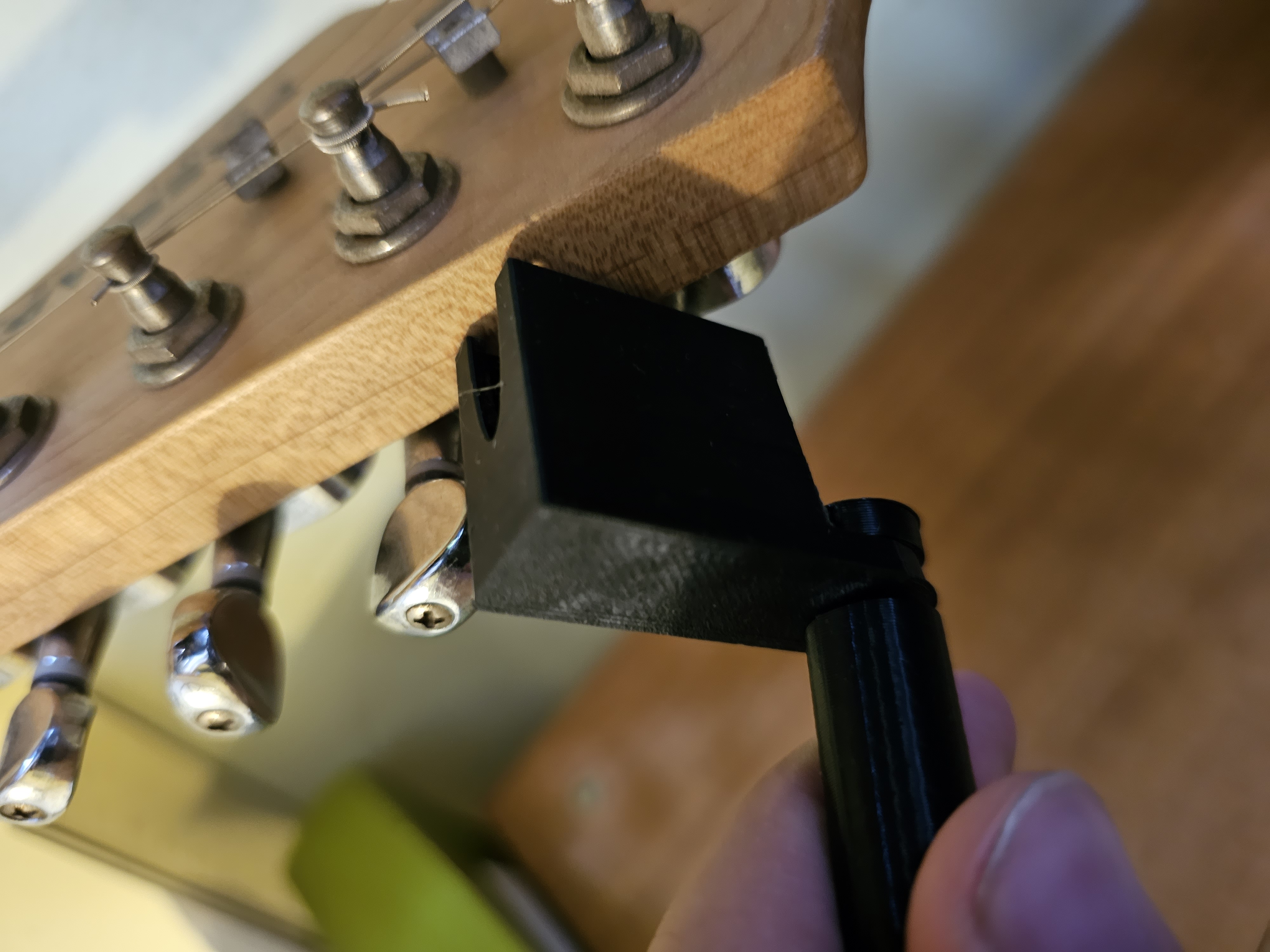Miniatura 3 do modelo 3D Guitar string winder
