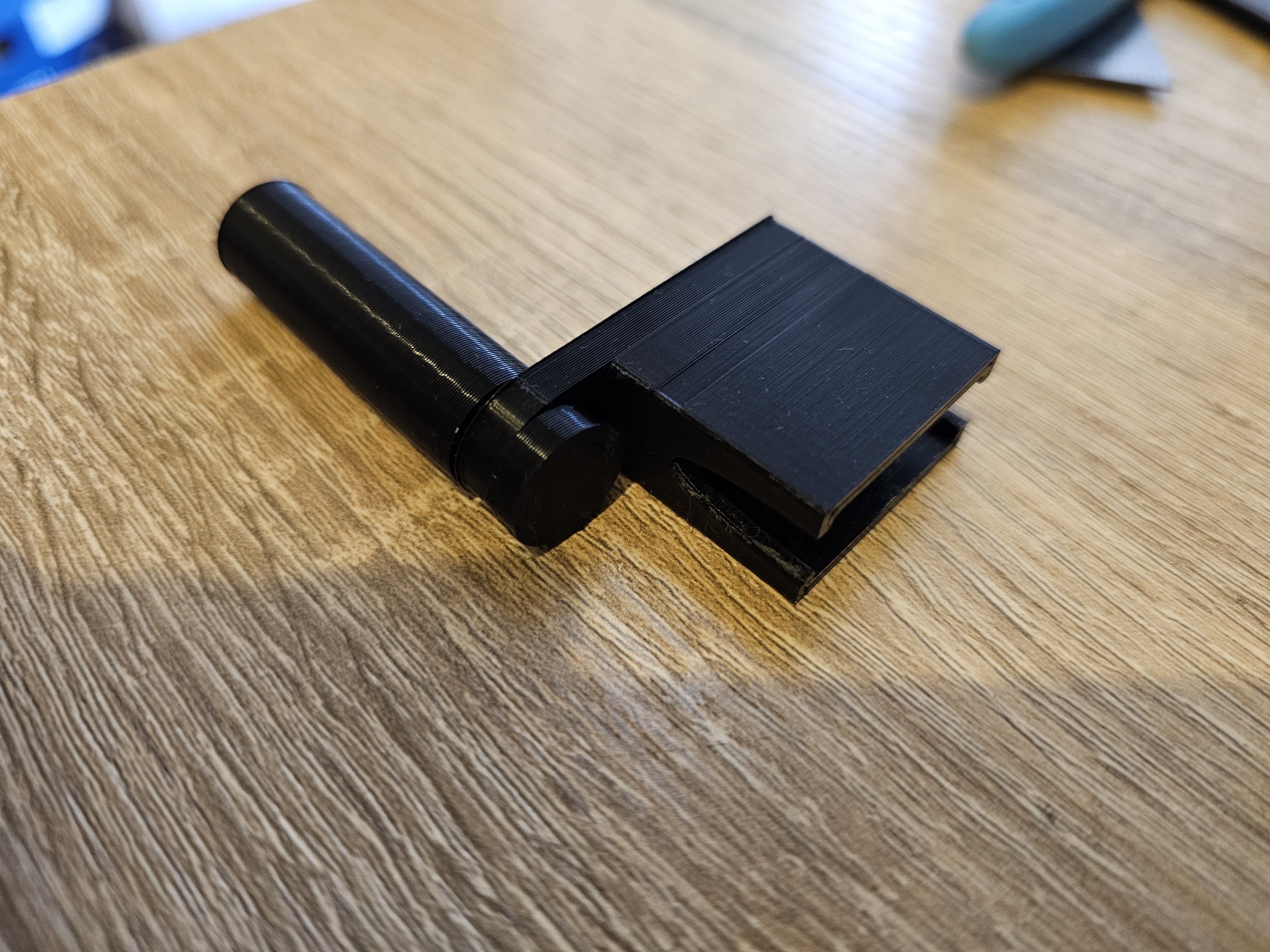 Guitar string winder
