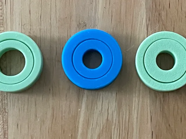 Awesome Filament Spool Rewinder Printable 608RS2 Bearings