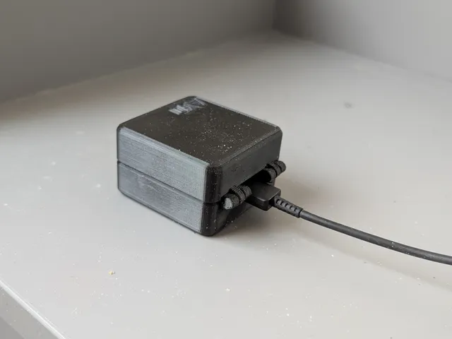 Ultrahuman Ring AIR charging case (That Works)