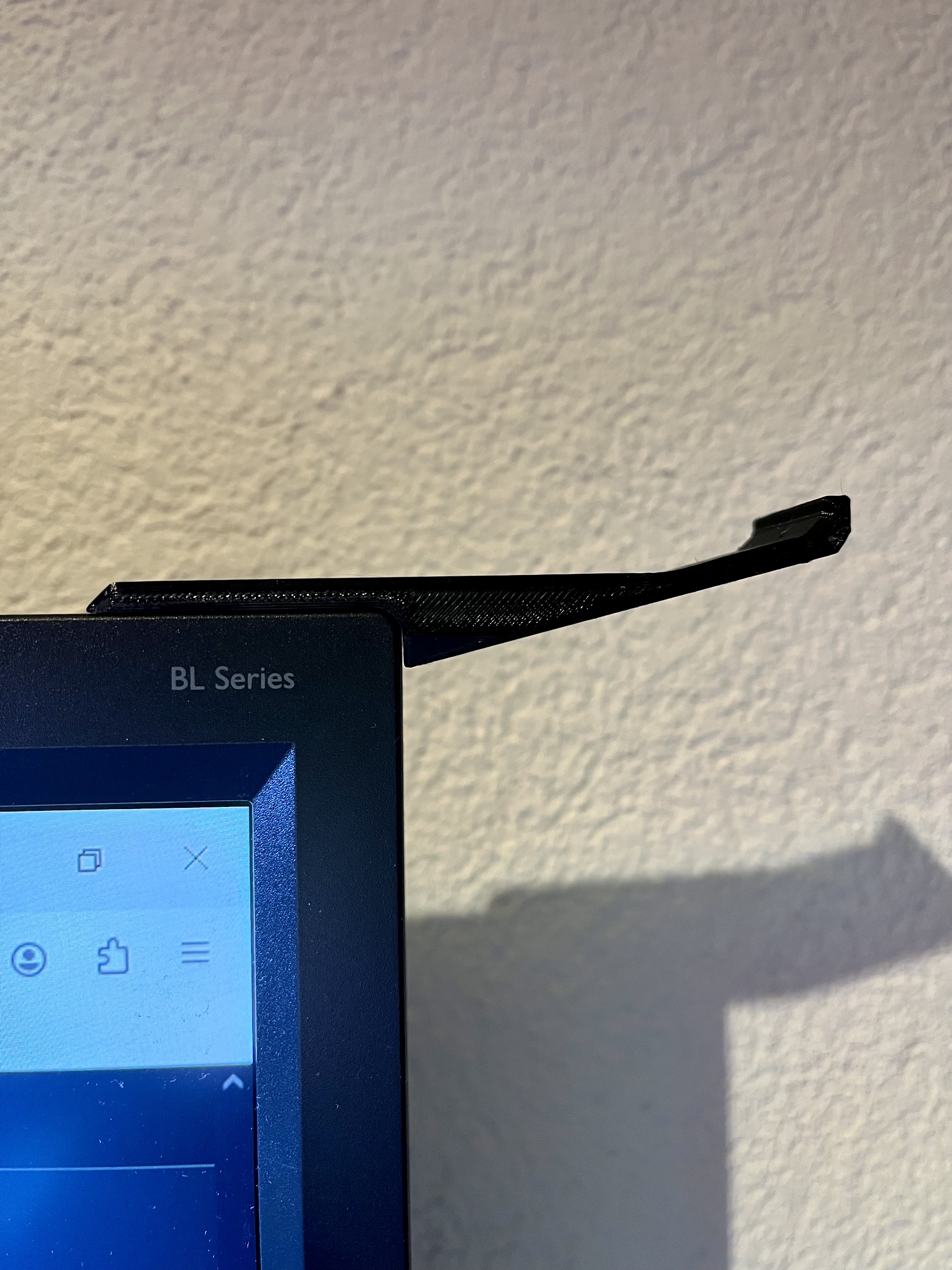 universal headset / headphones holder for monitor