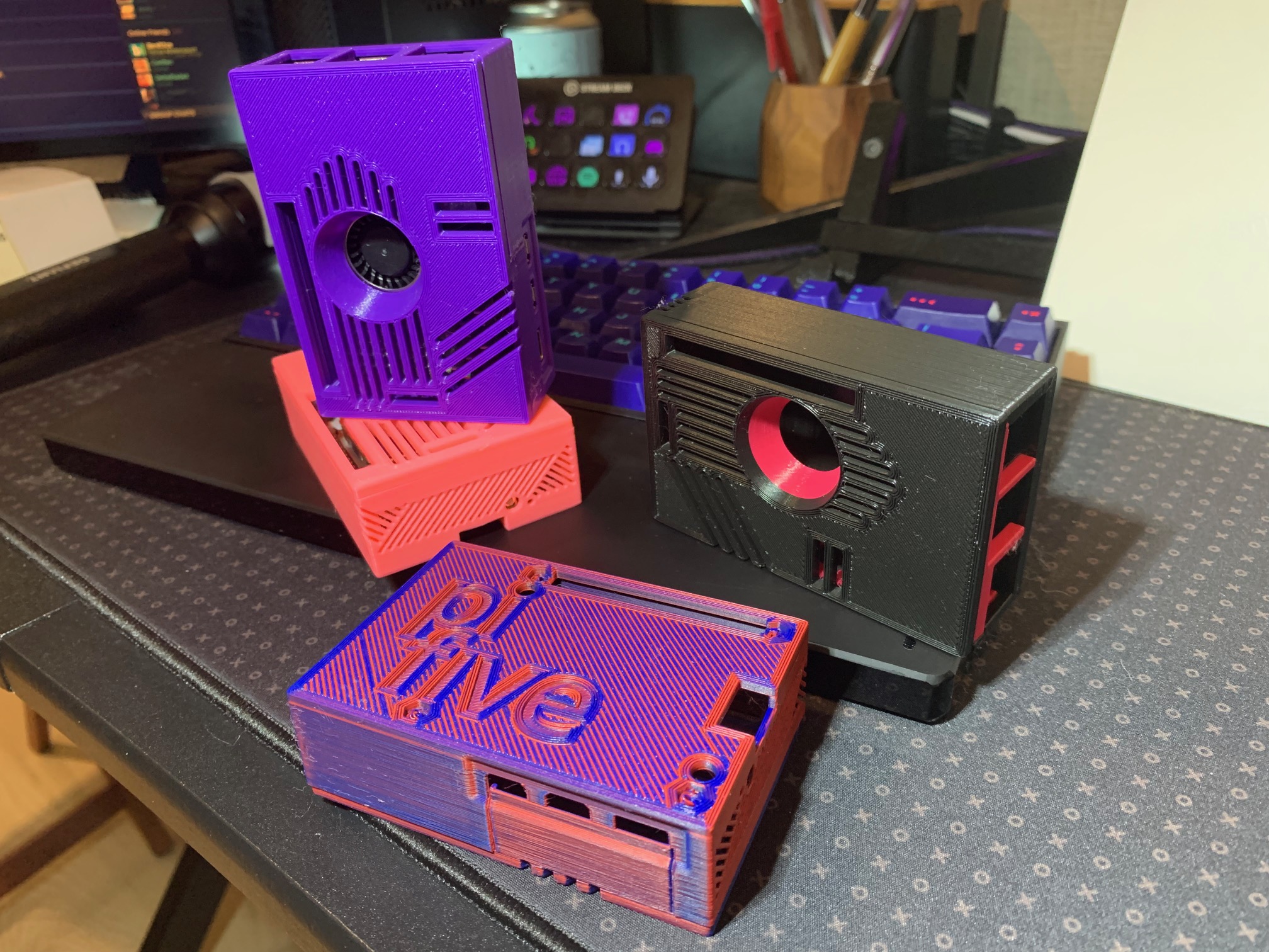 Retro Raspberry Pi 5 Case (snap fit) by the printed cow | Download free ...