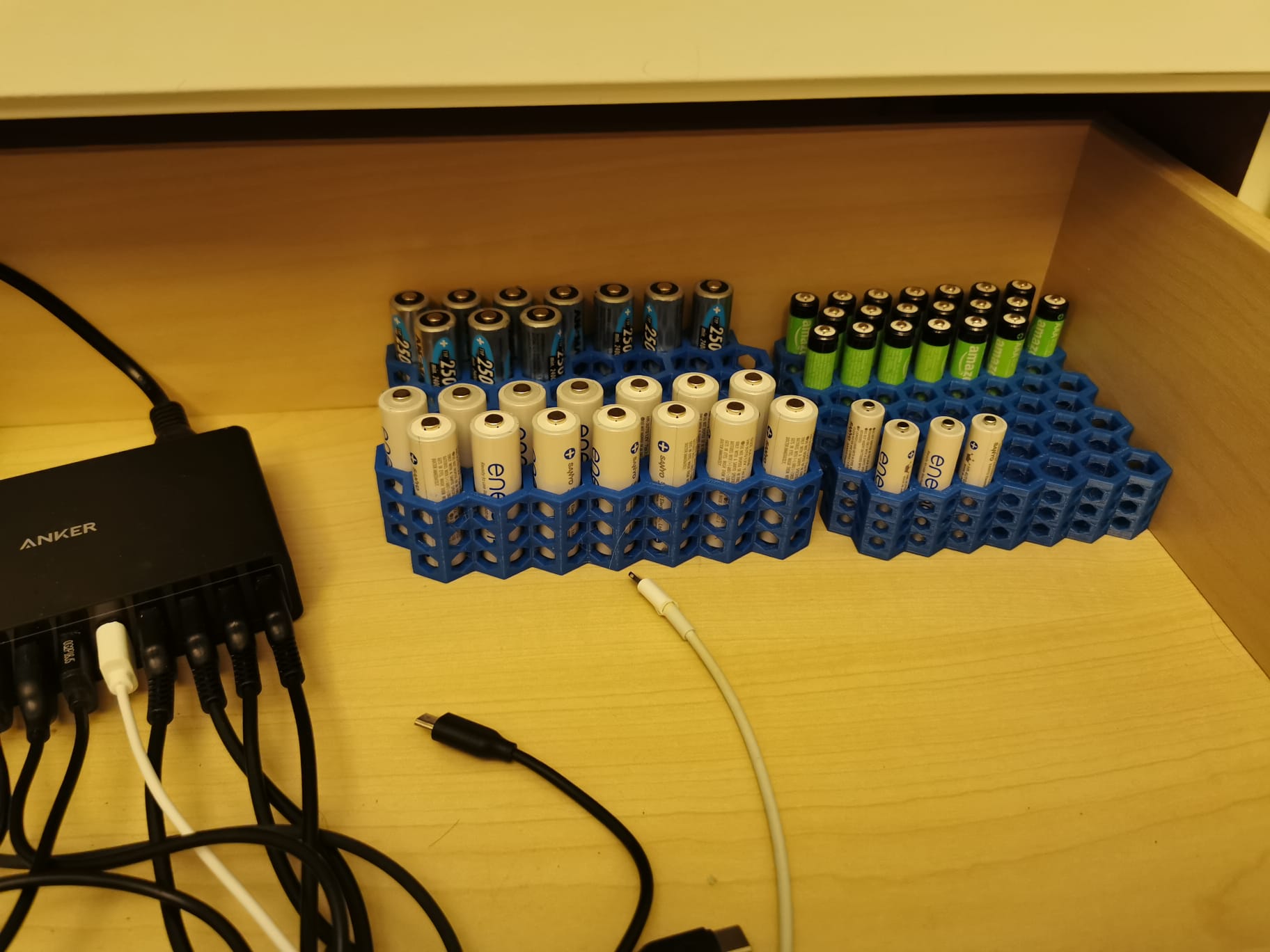 Battery Holder Style by Paul Scheer Download free STL model