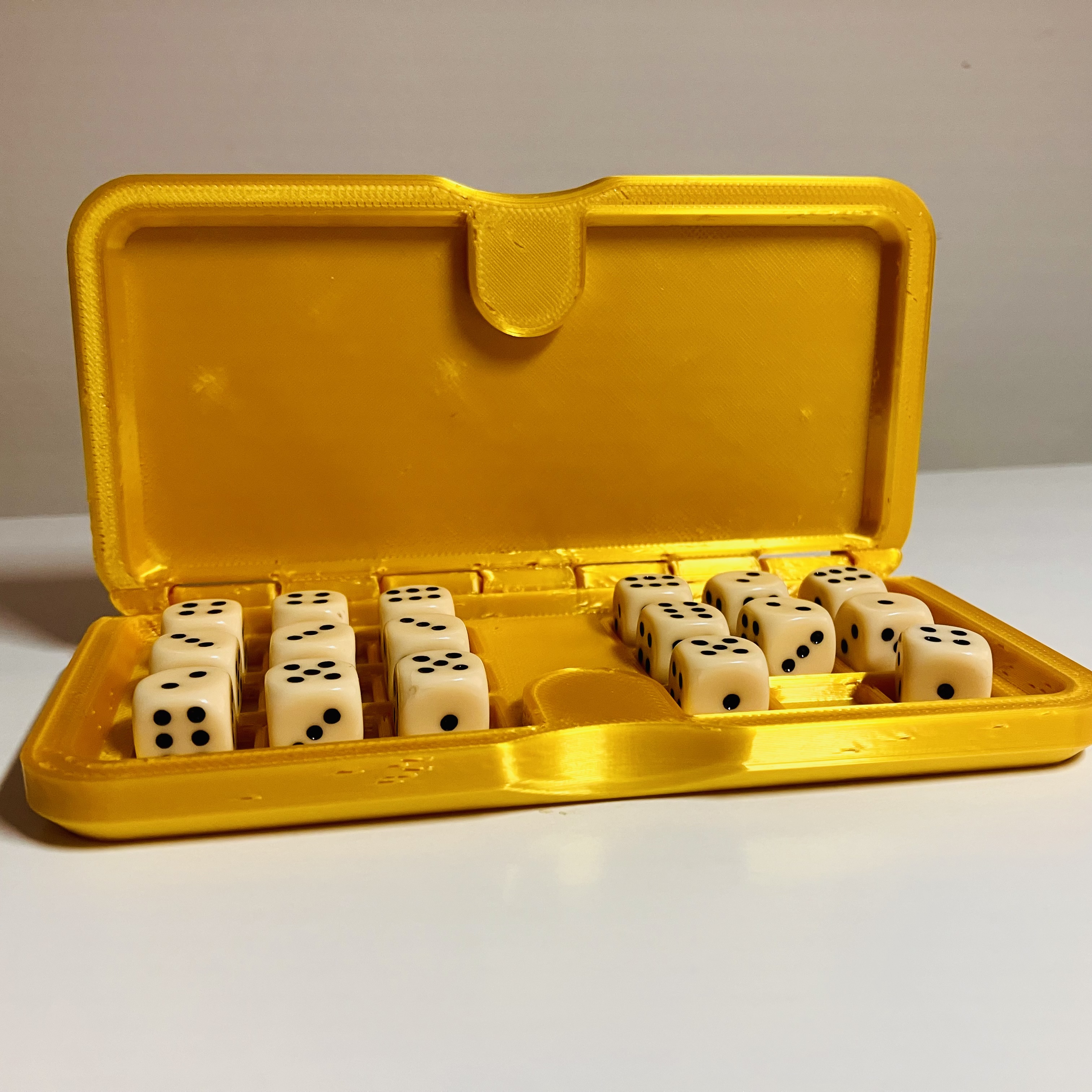Knucklebones game
