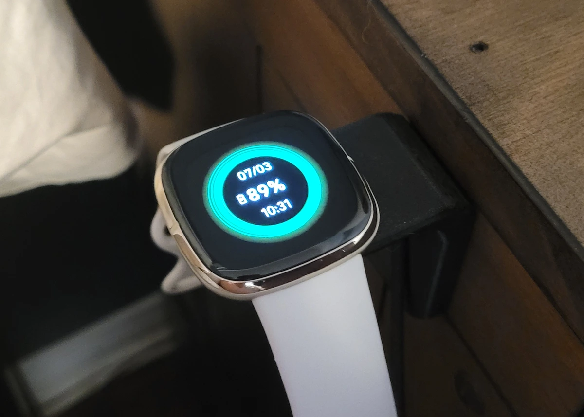 Fitbit Sense / Versa 3 Bedside Charging Bracket