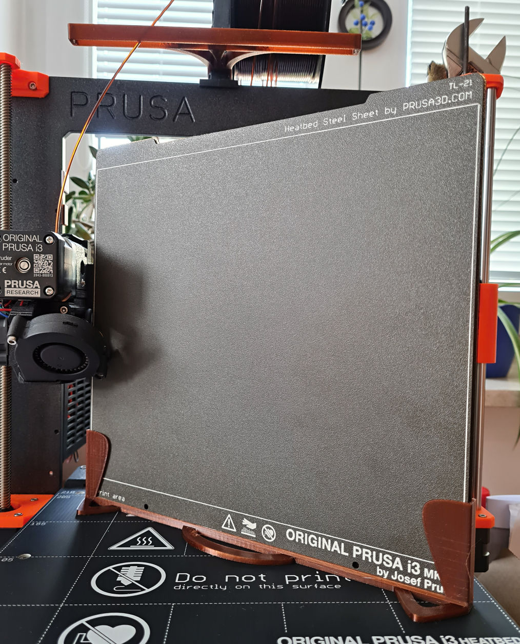 Bed plate holder - Držák pro tiskovou podložku