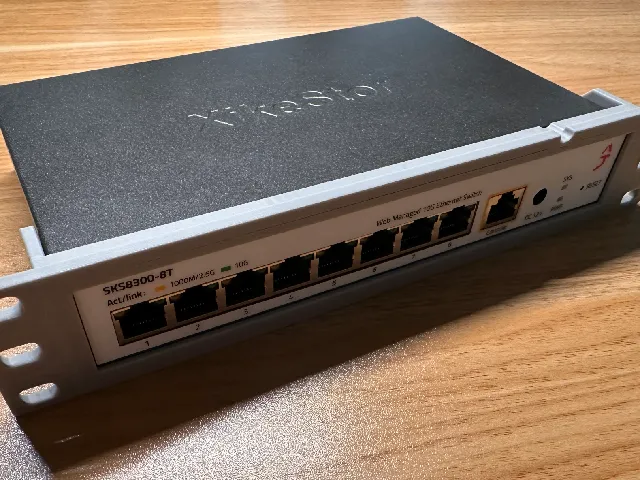XikeStor SKS8300-8T 10 inch Rack Mount