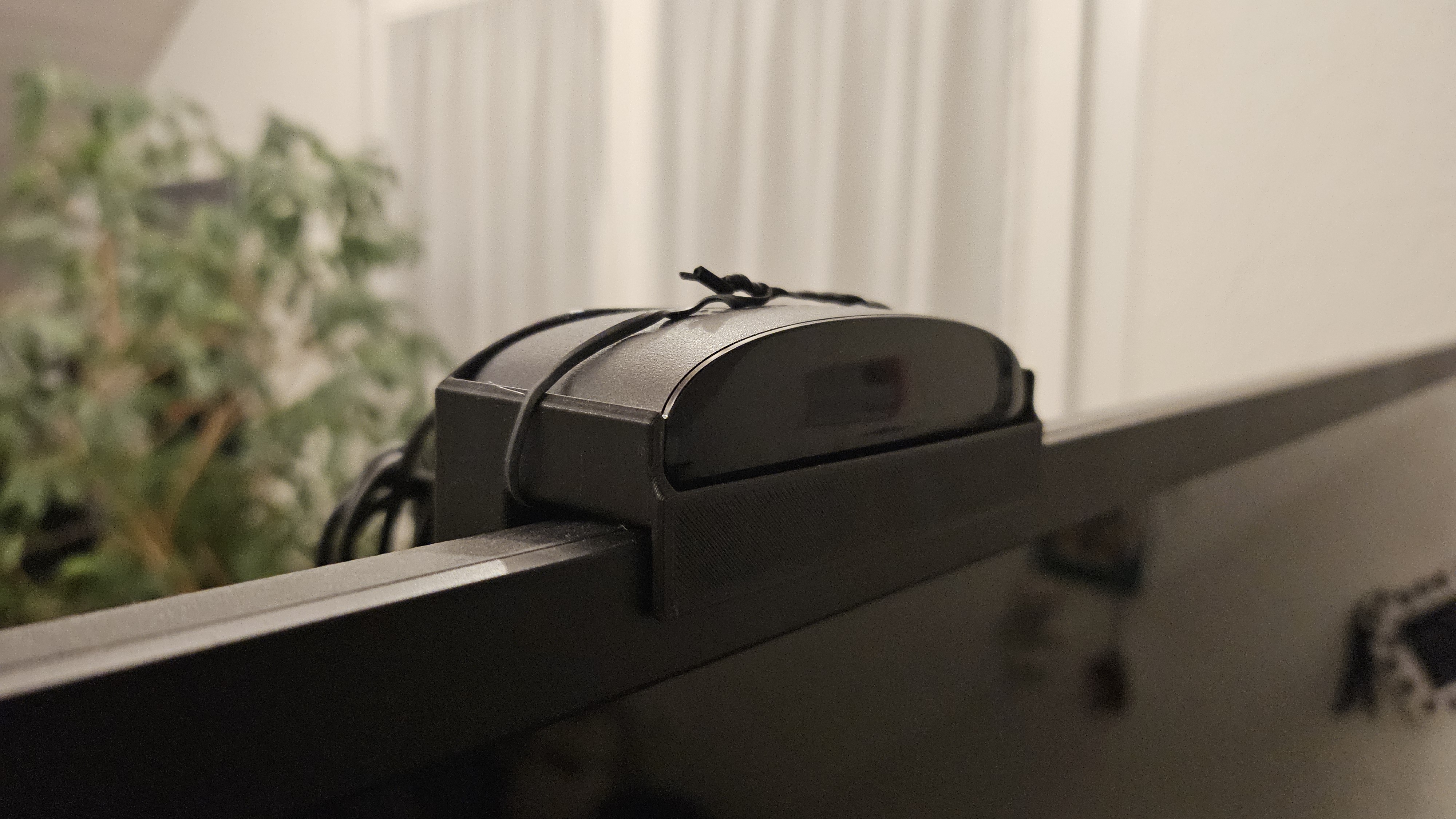 Roku TV Holder