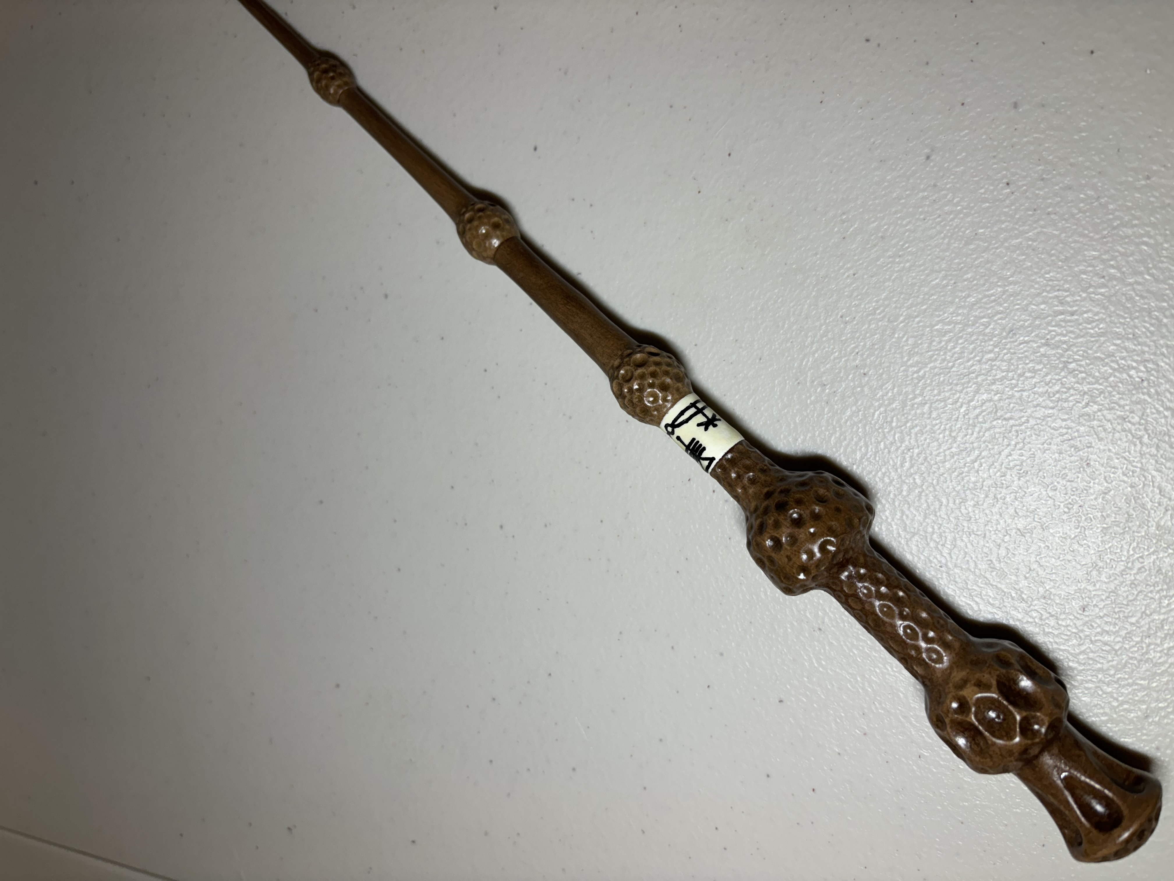 Elder Wand with Runes and Core por Matthew B | Descargar modelo STL ...