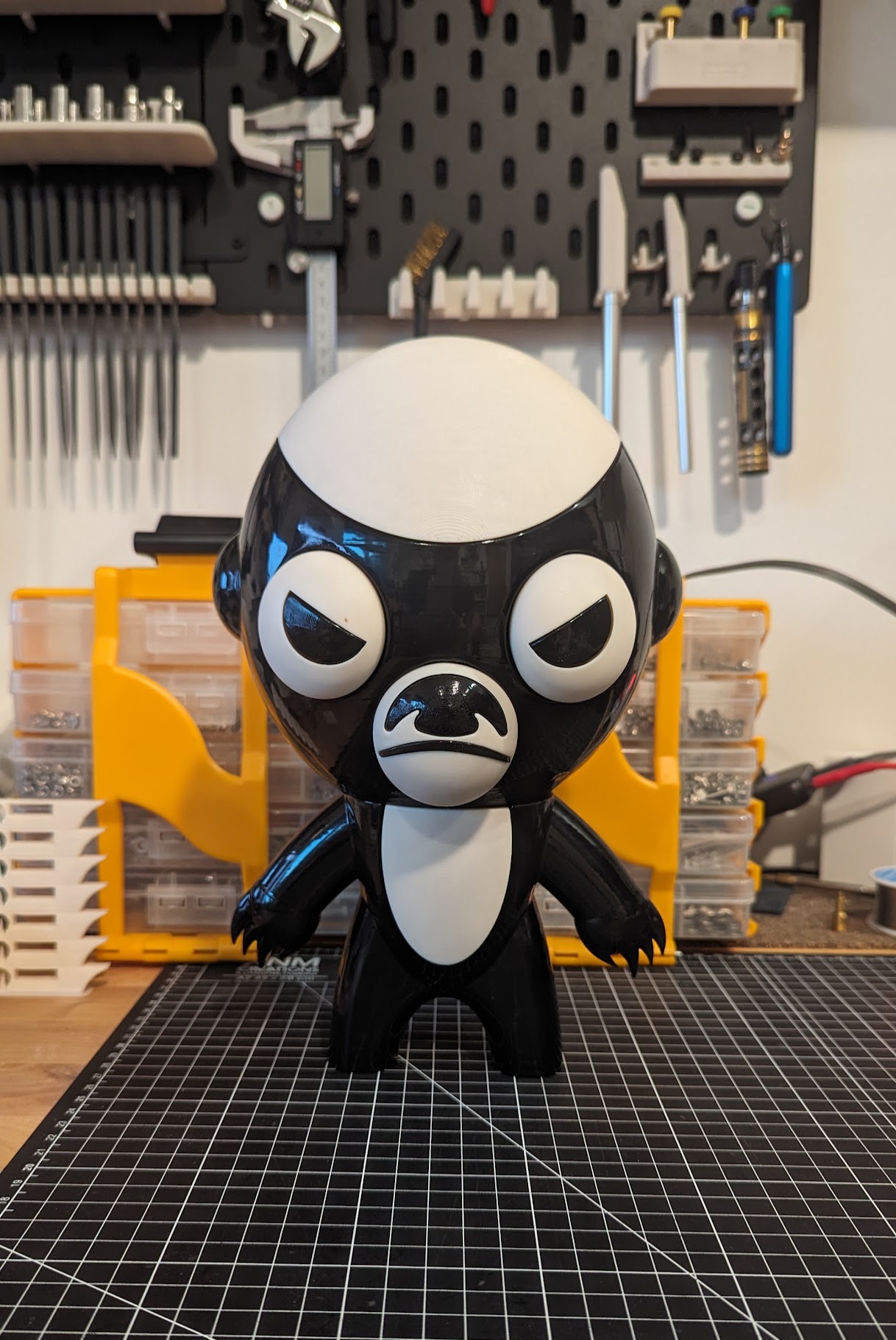 Fabreeko Honey Badger by burningBeard | Download free STL model