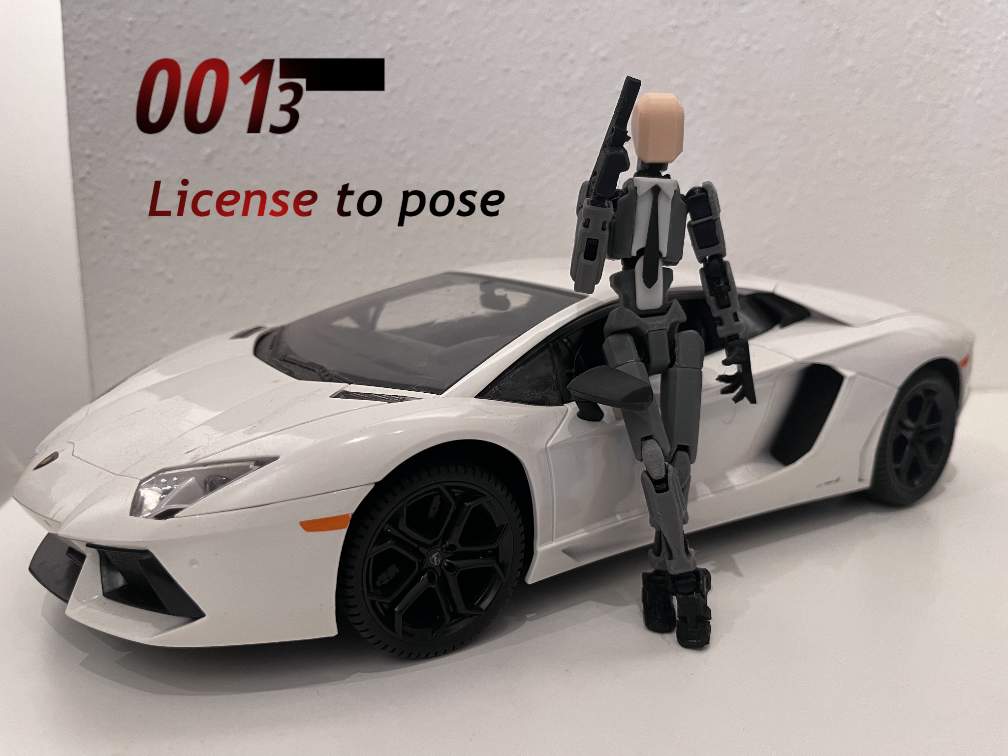 DUMMY 13 goes to COMIC CON - "The Gentleman Agent" V1.1