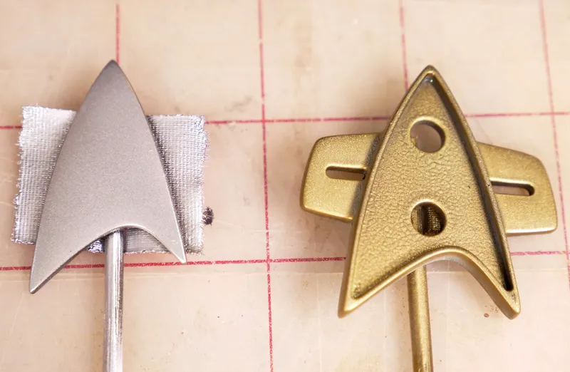 DS9/Voyager Combadge - Star Trek by GizmoThrill | Download free STL ...