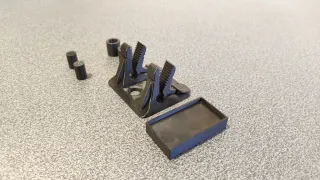 SOLDERING HELPER CLIPS