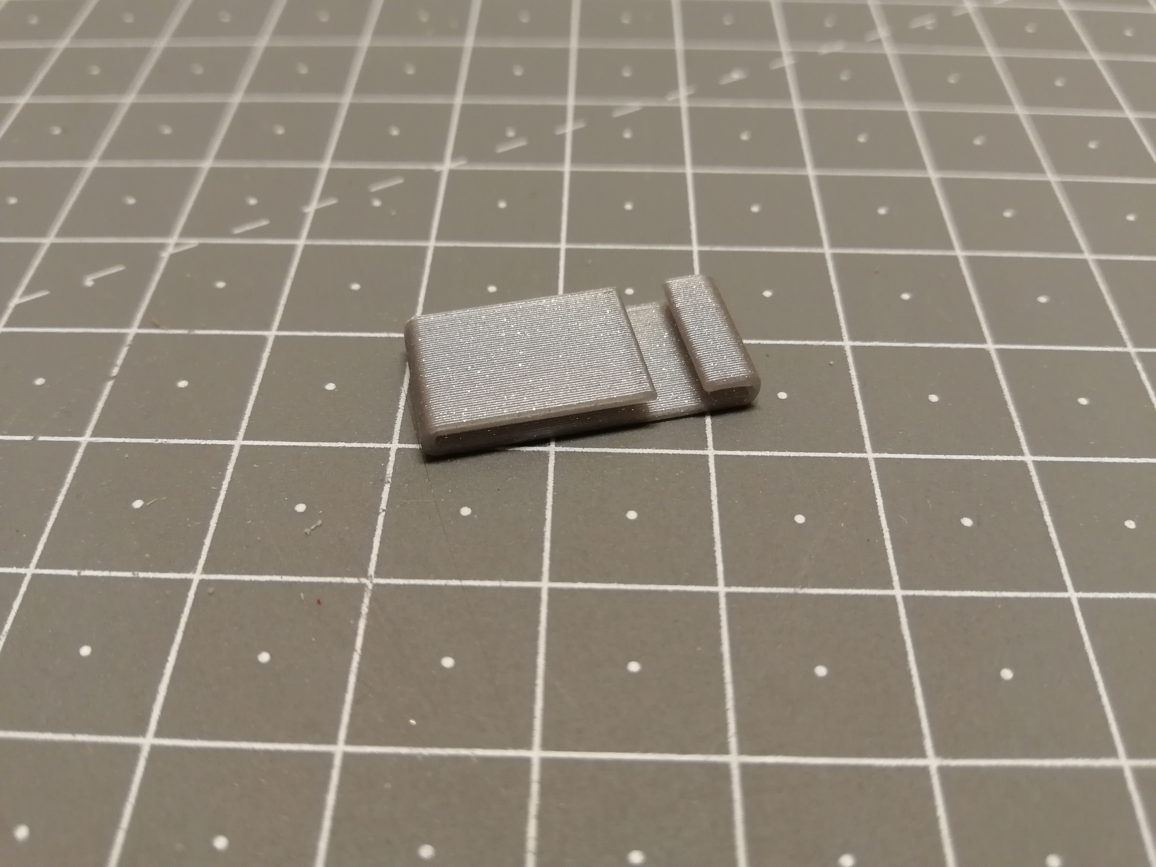 Miniatura 3 do modelo 3D Tiny Raspberry Pi Camera Ribbon Cable Clip