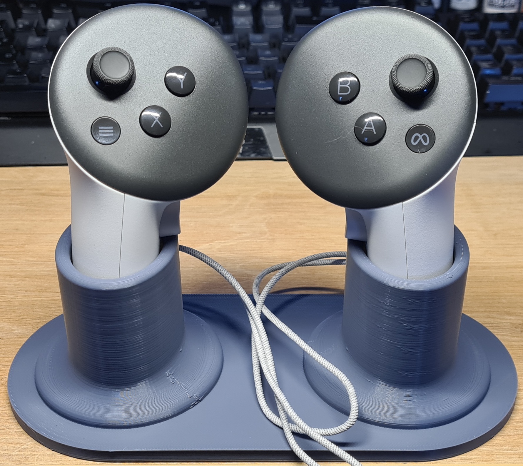 Meta Quest 3 controller stand 3D model thumbnail