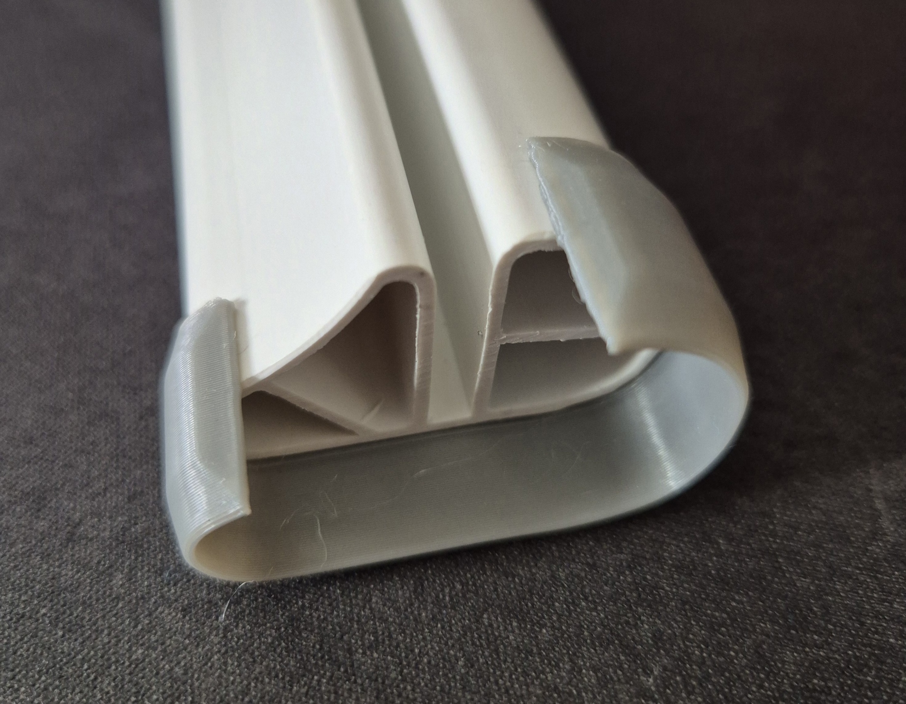 Azuro Vario pool (Mountfield) top edge joint cover