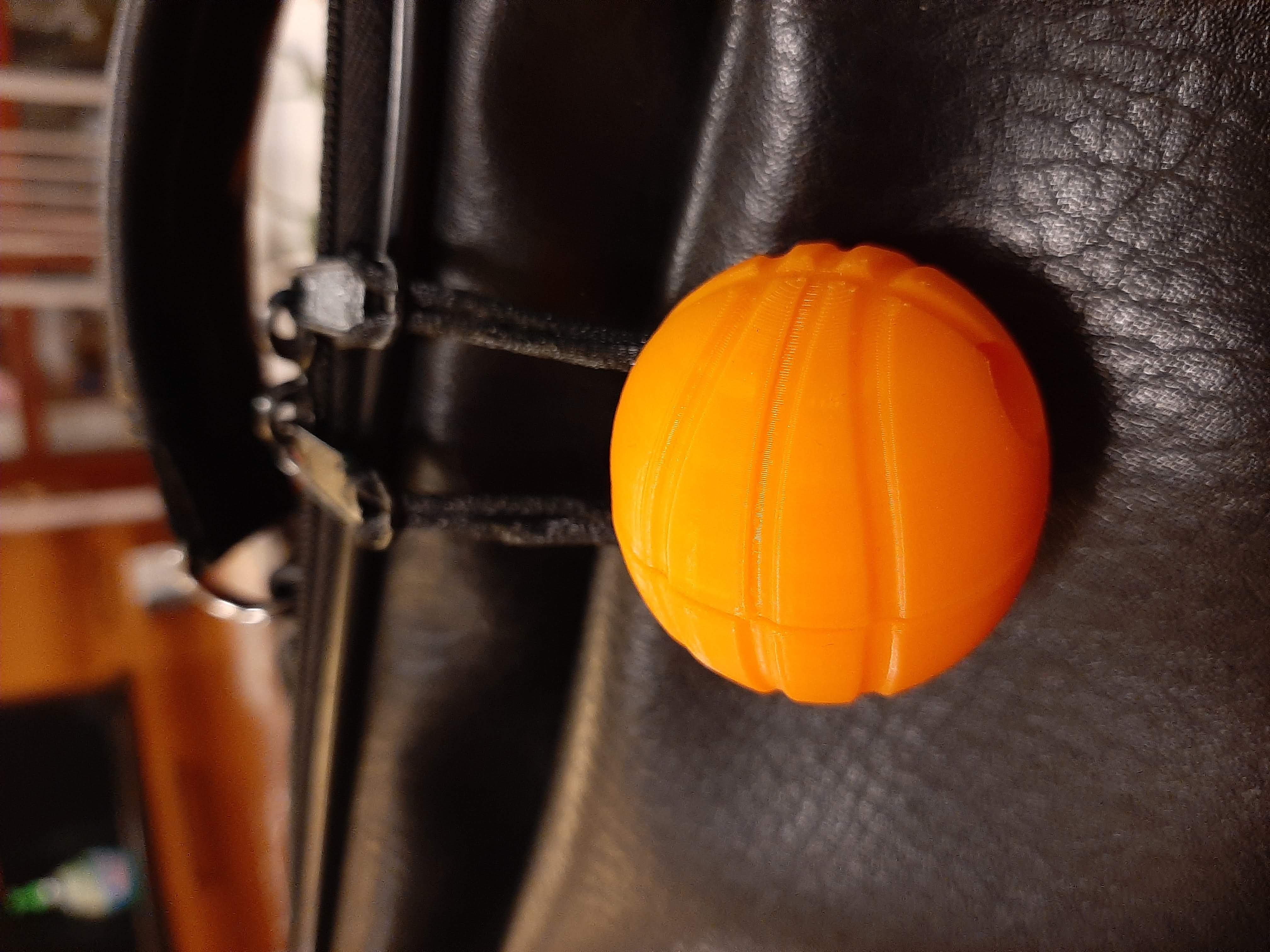 Basketball - Zipper puller