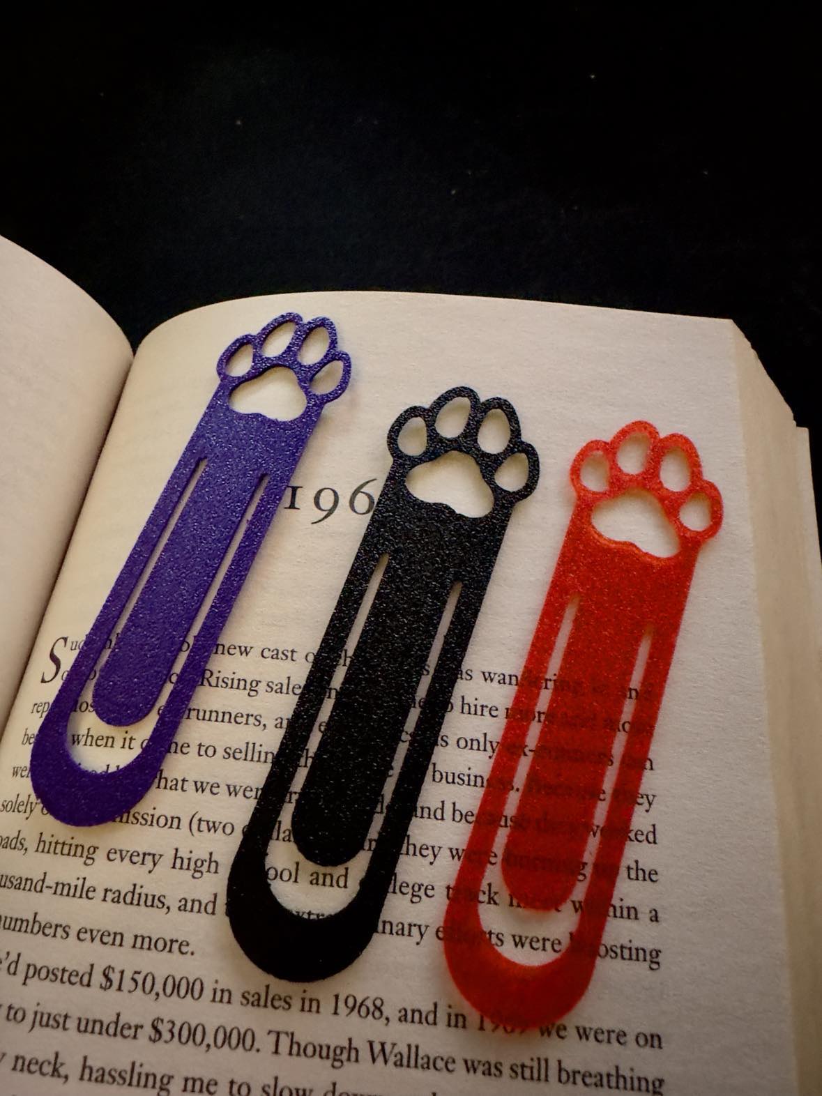 Dog paw Bookmark