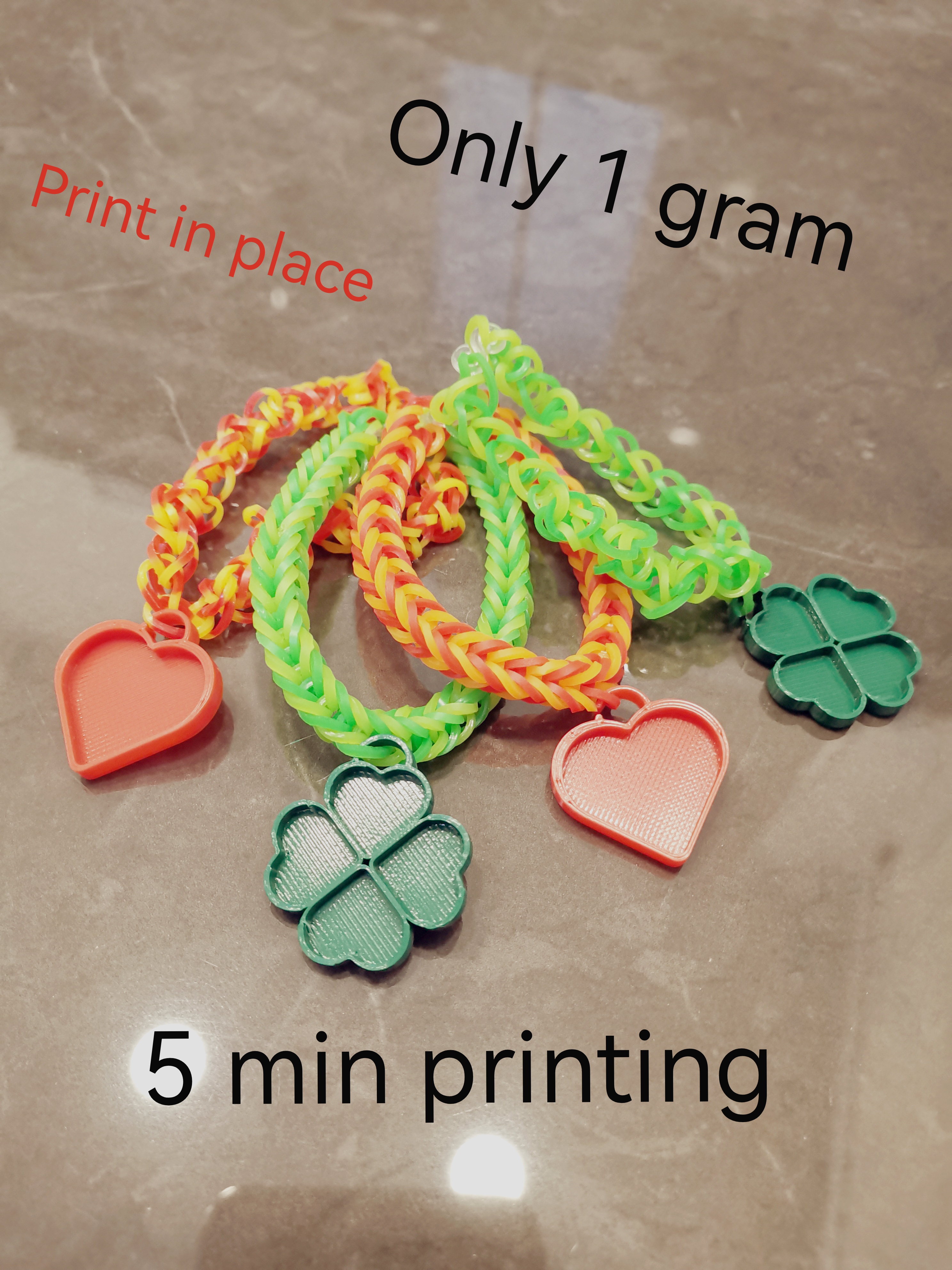 bracelet pendant
