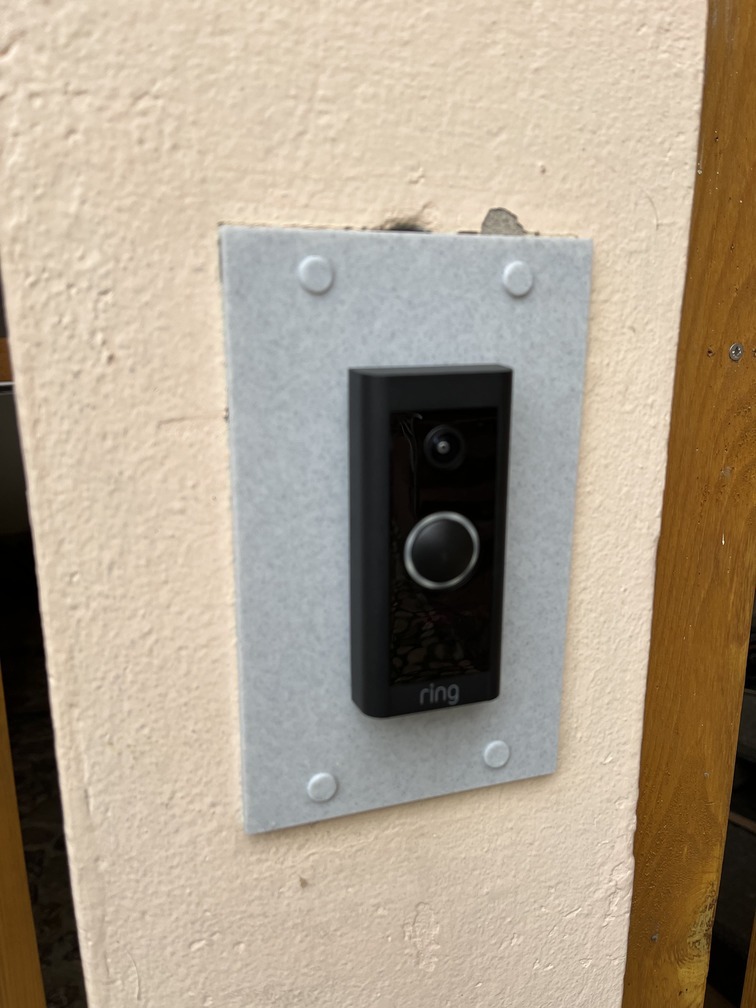 Miniatura 4 do modelo 3D Ring Doorbell Cover