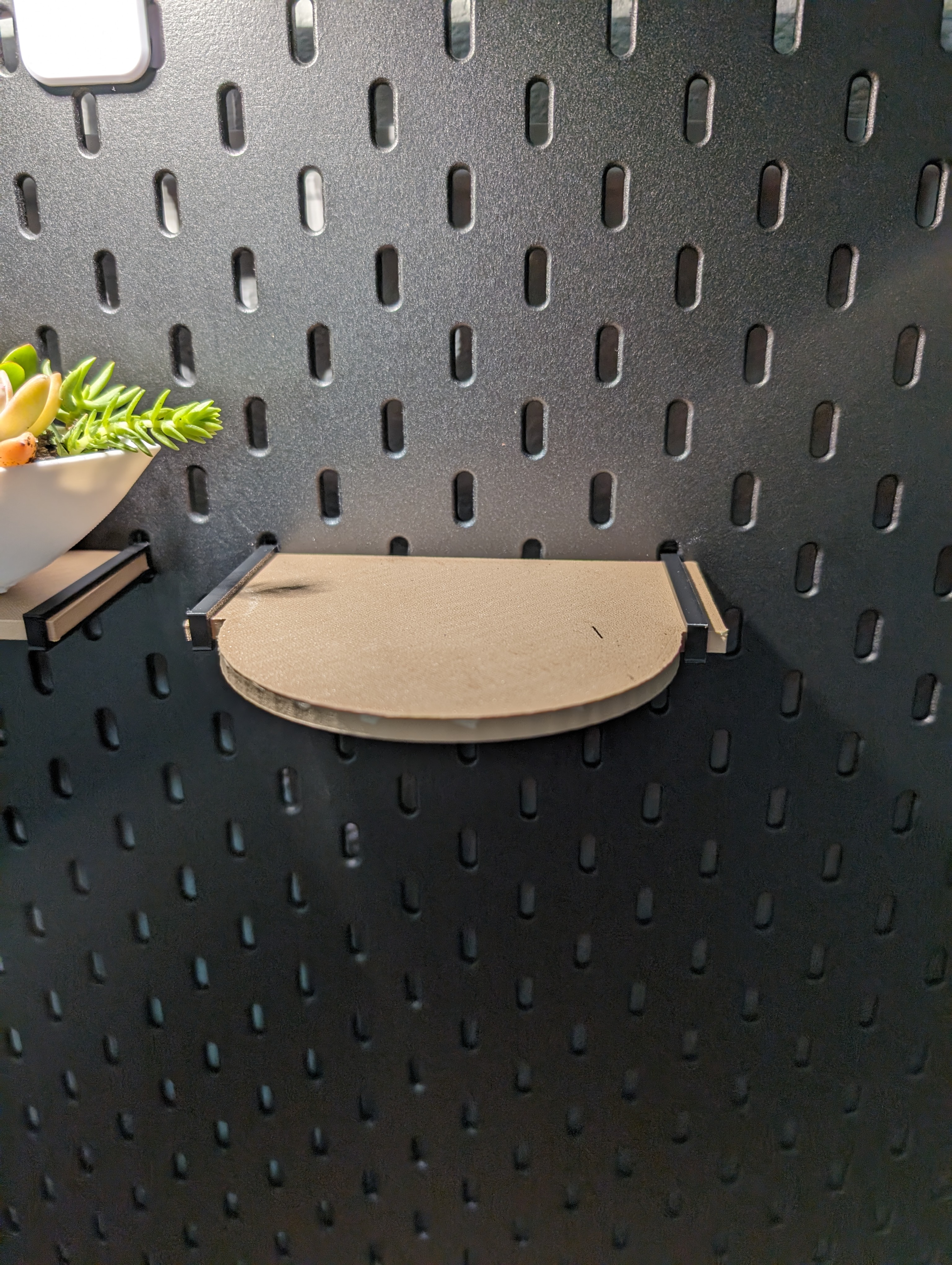 Circular Skadis Shelf with Supports