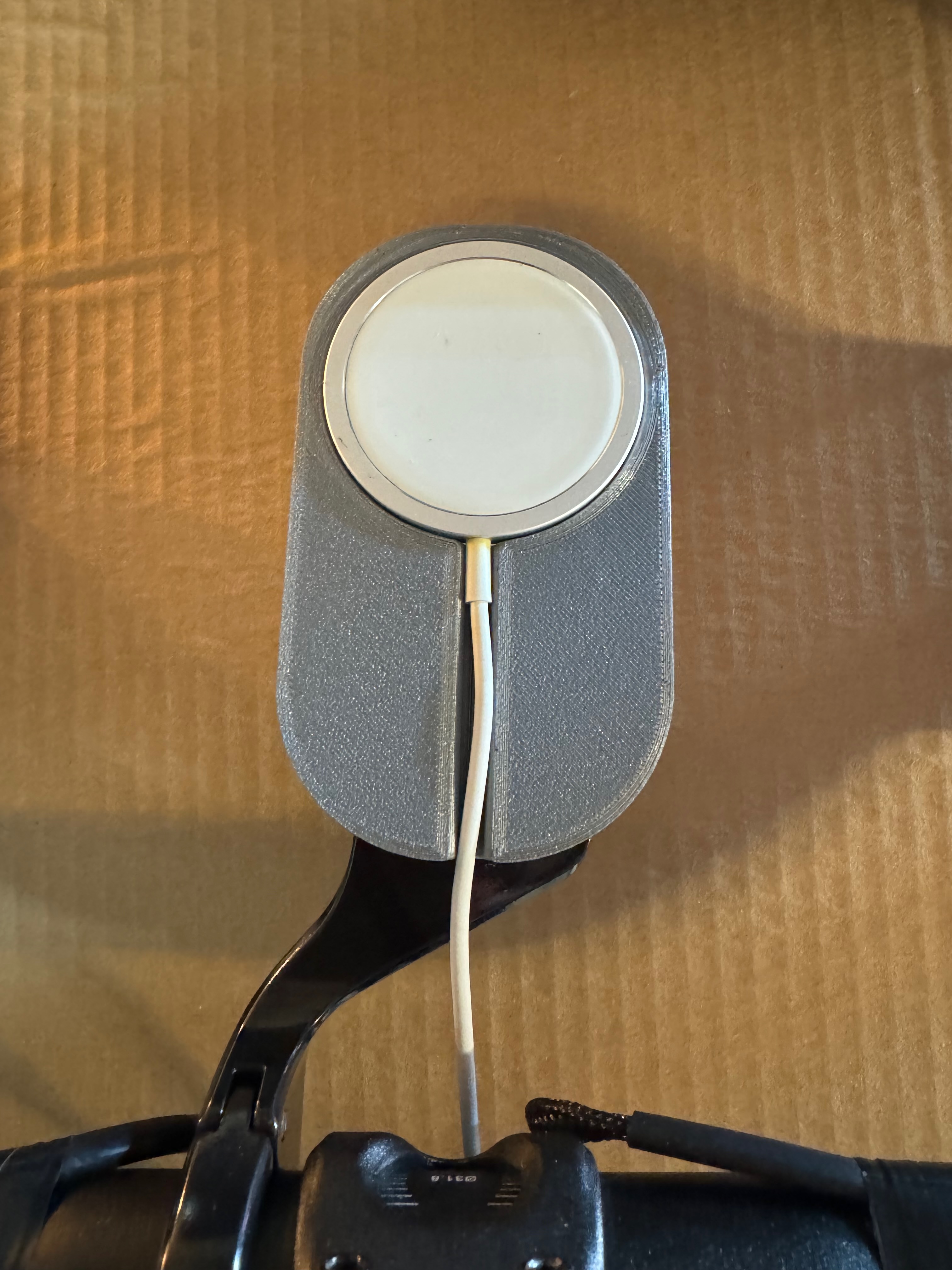 Wahoo Elemnt Mount Magsafe adapter by SamB Download free STL model