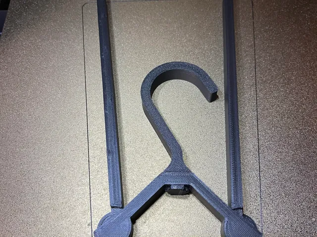 Clothes Hanger - Print in Place