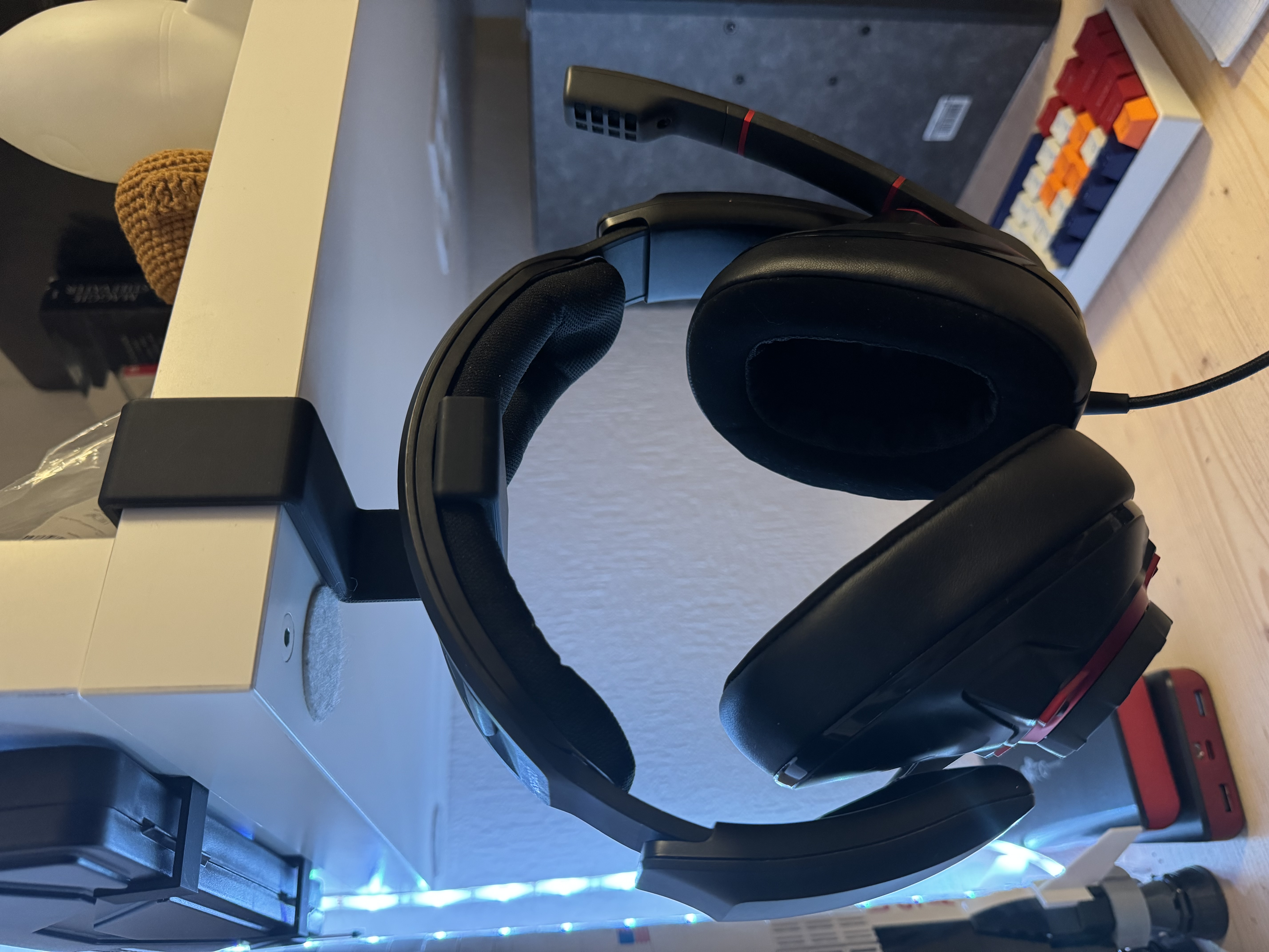 Kallax Headphone holder for EPOS GSP600 and other headsets