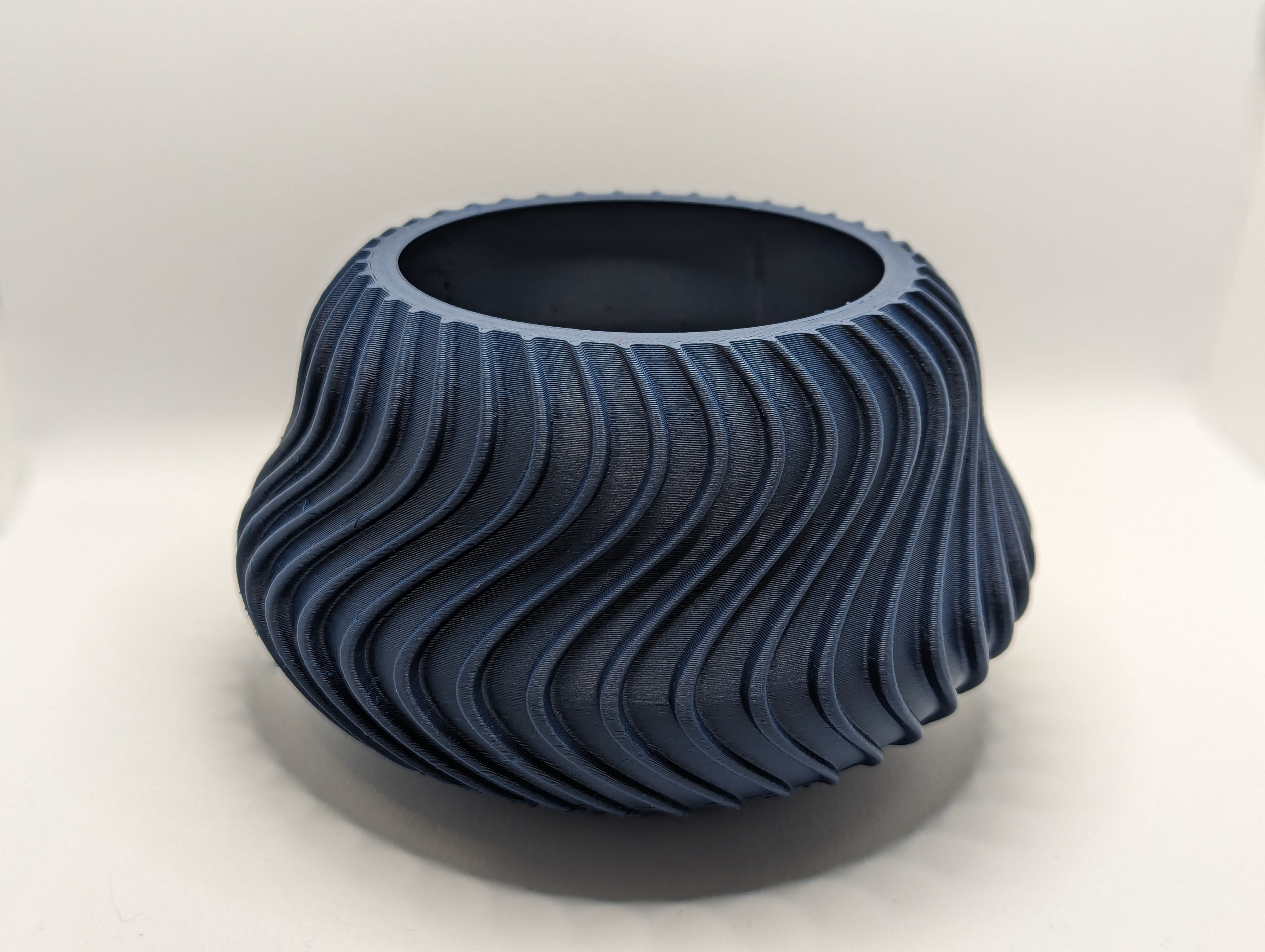 Waves Plant Pot
