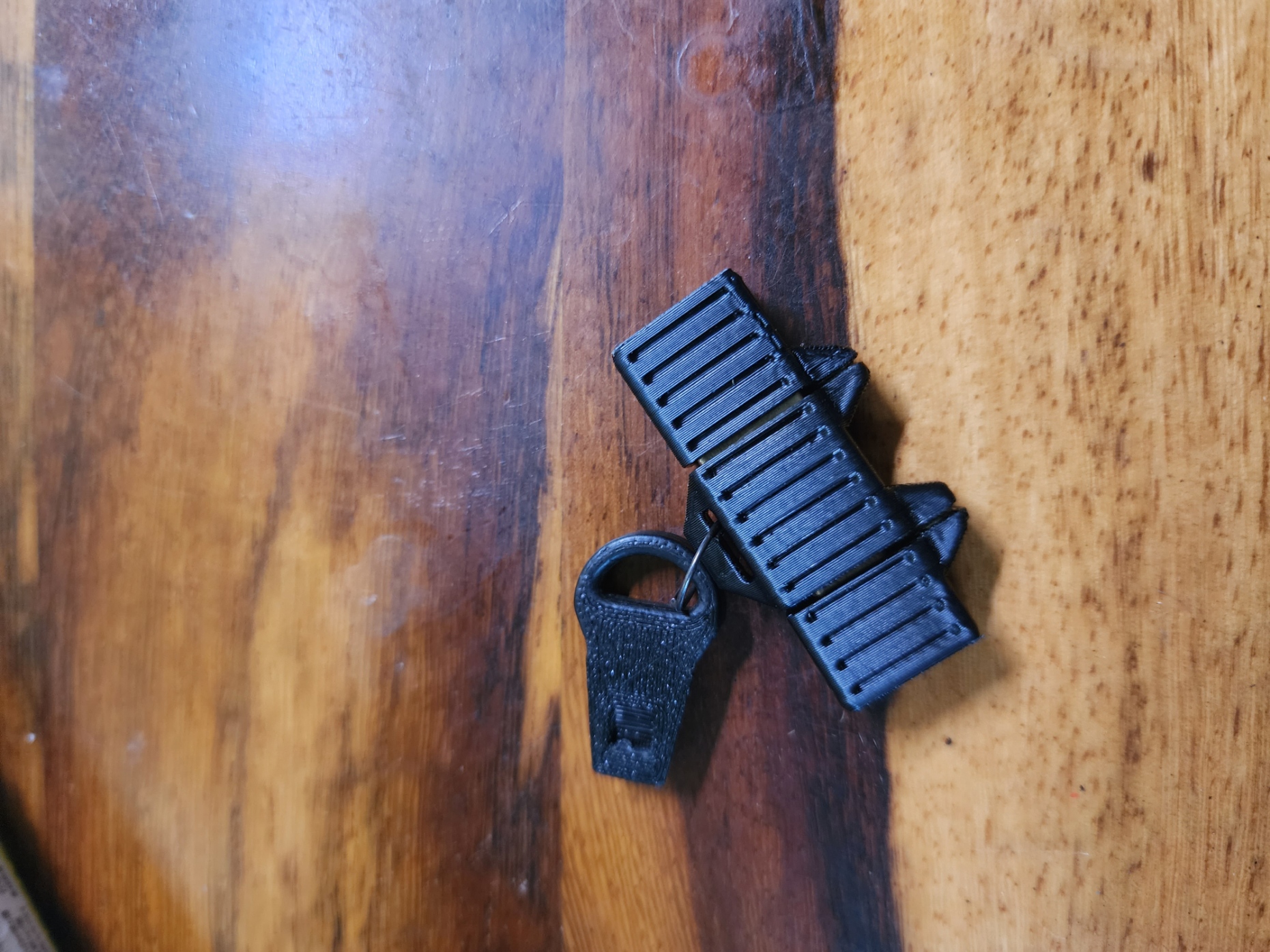 SanDisk Ultra Dual Drive (Magnet cap)
